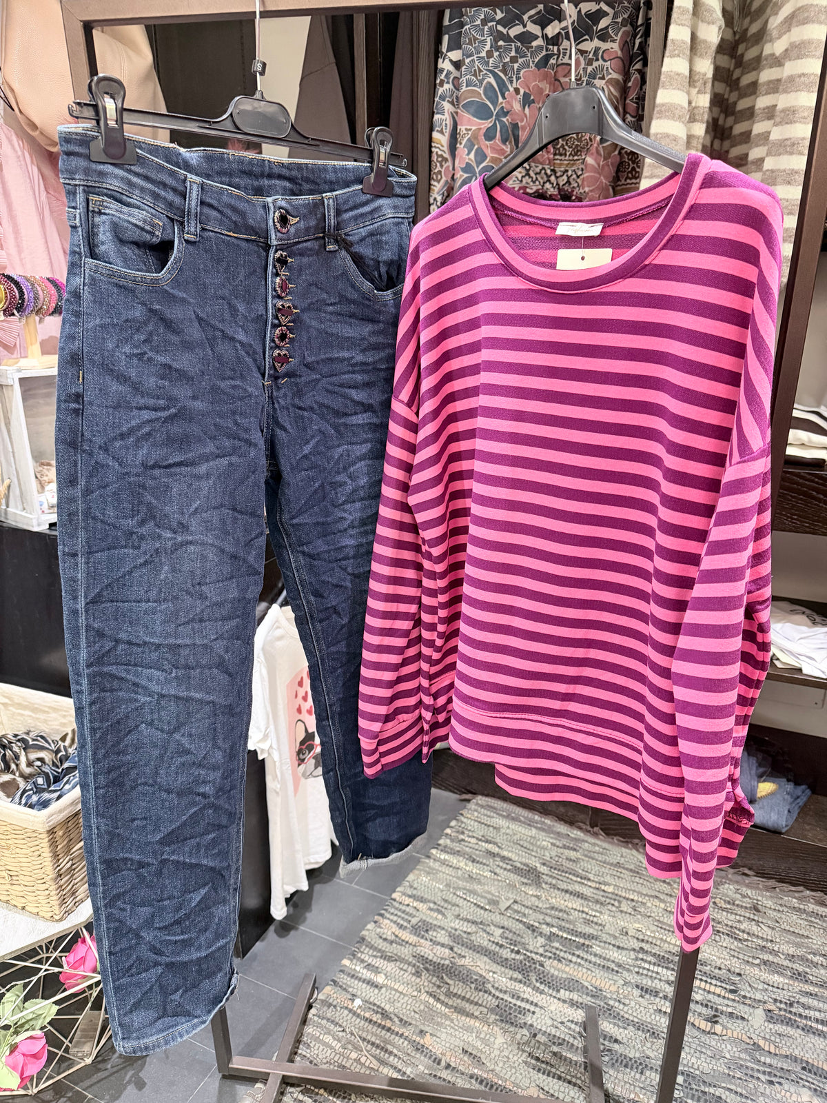 Jeans skinny bottoni gioiello