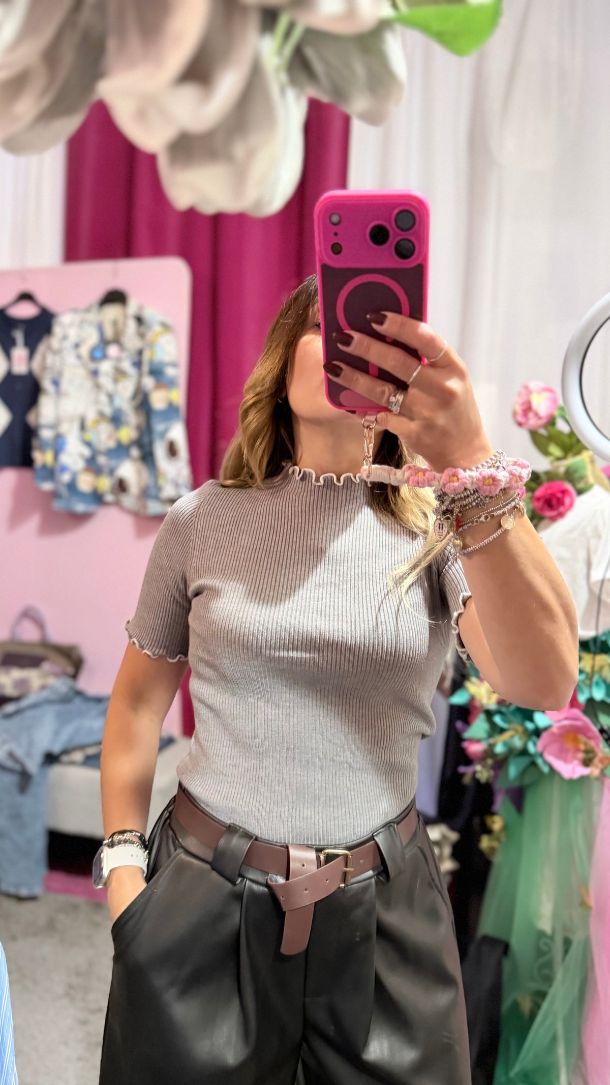Sotto giacca lupetto grigio