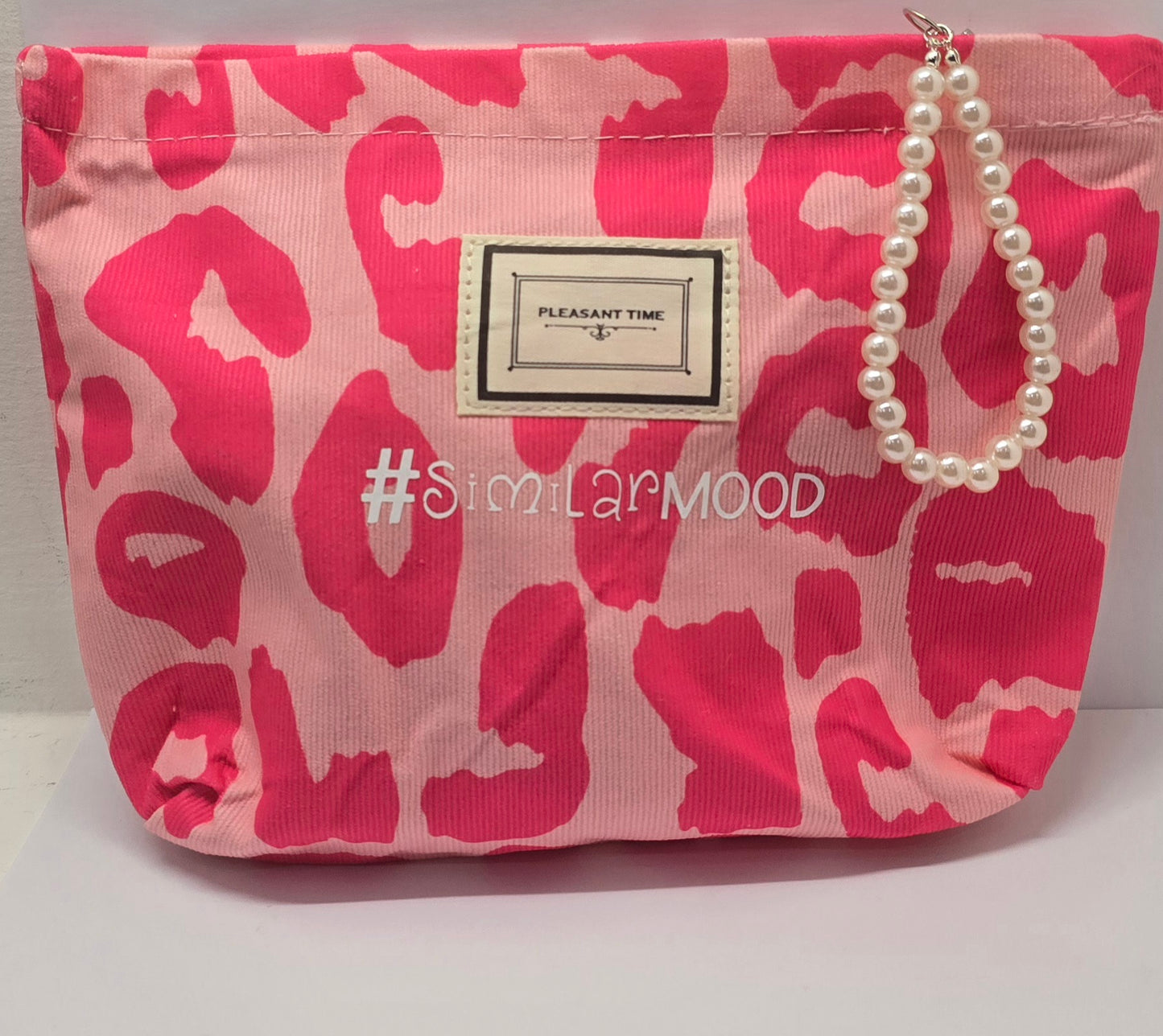 Le #similarMOOD " santa pazienza" animalier fucsia