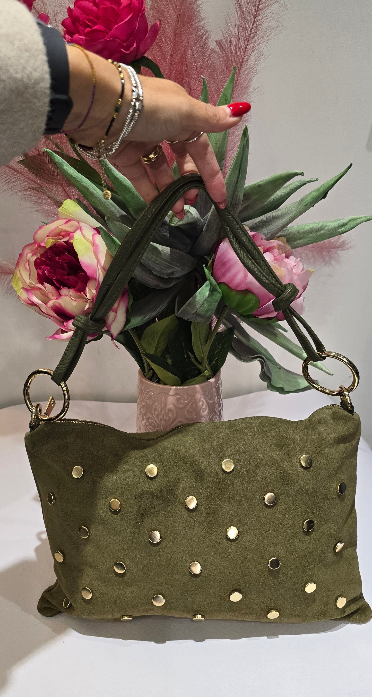 Borsa borchie military