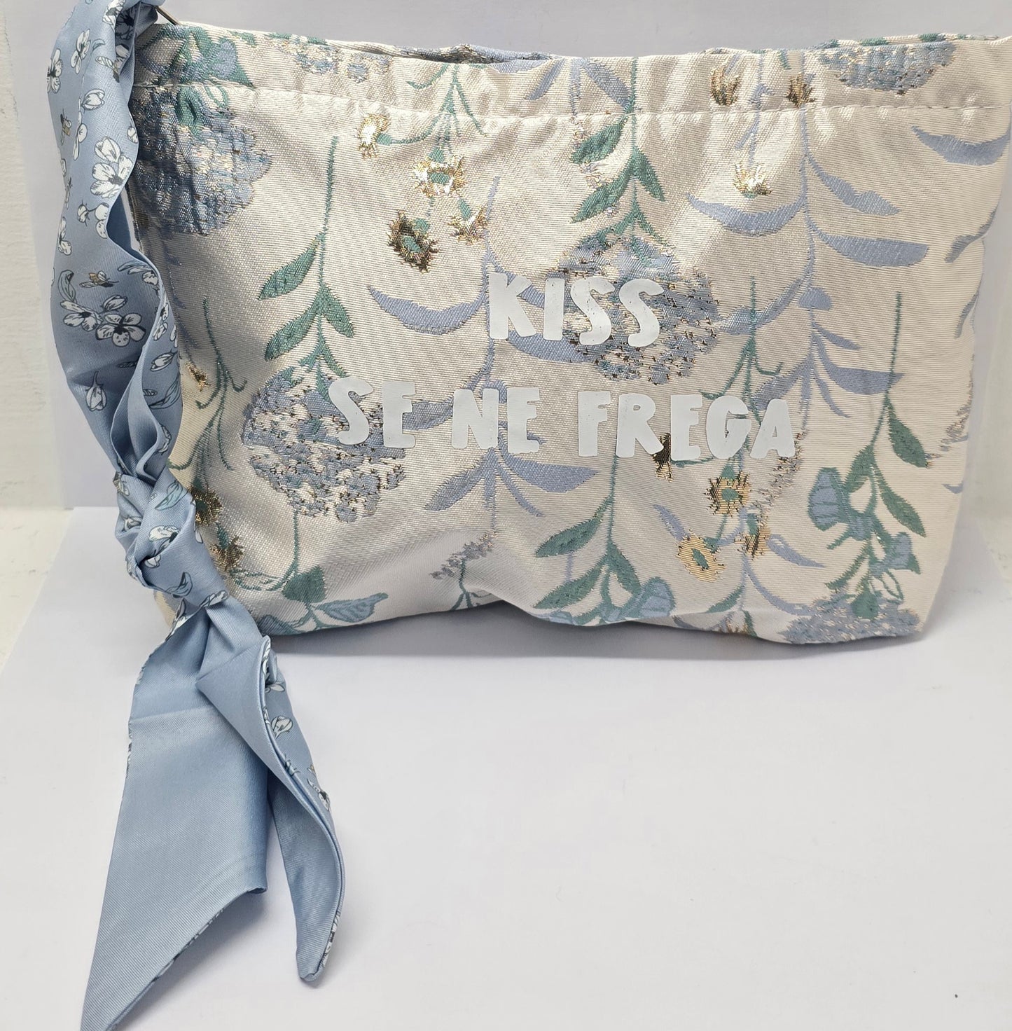 Le #similarMOOD " kiss se ne frega" lurex
