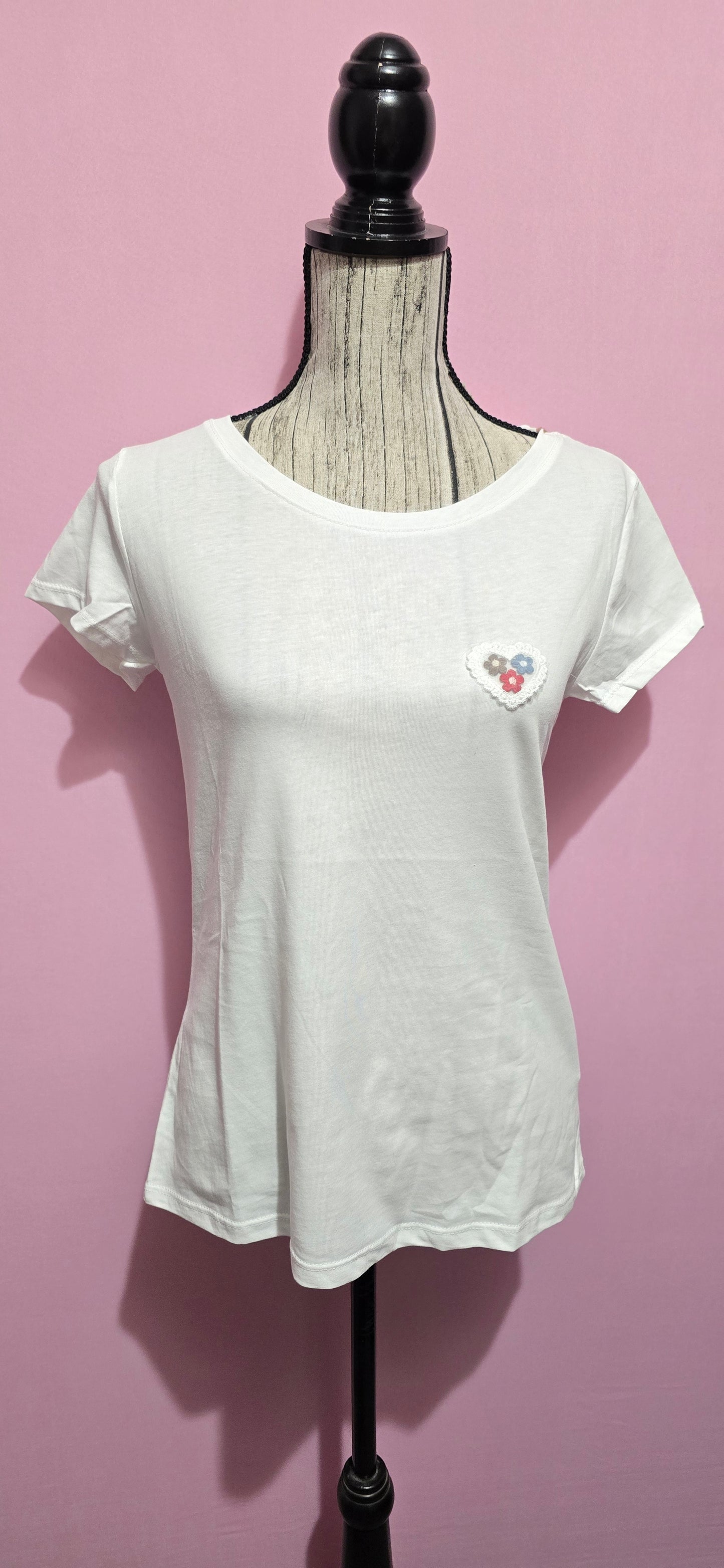 t shirt ricamo cuore