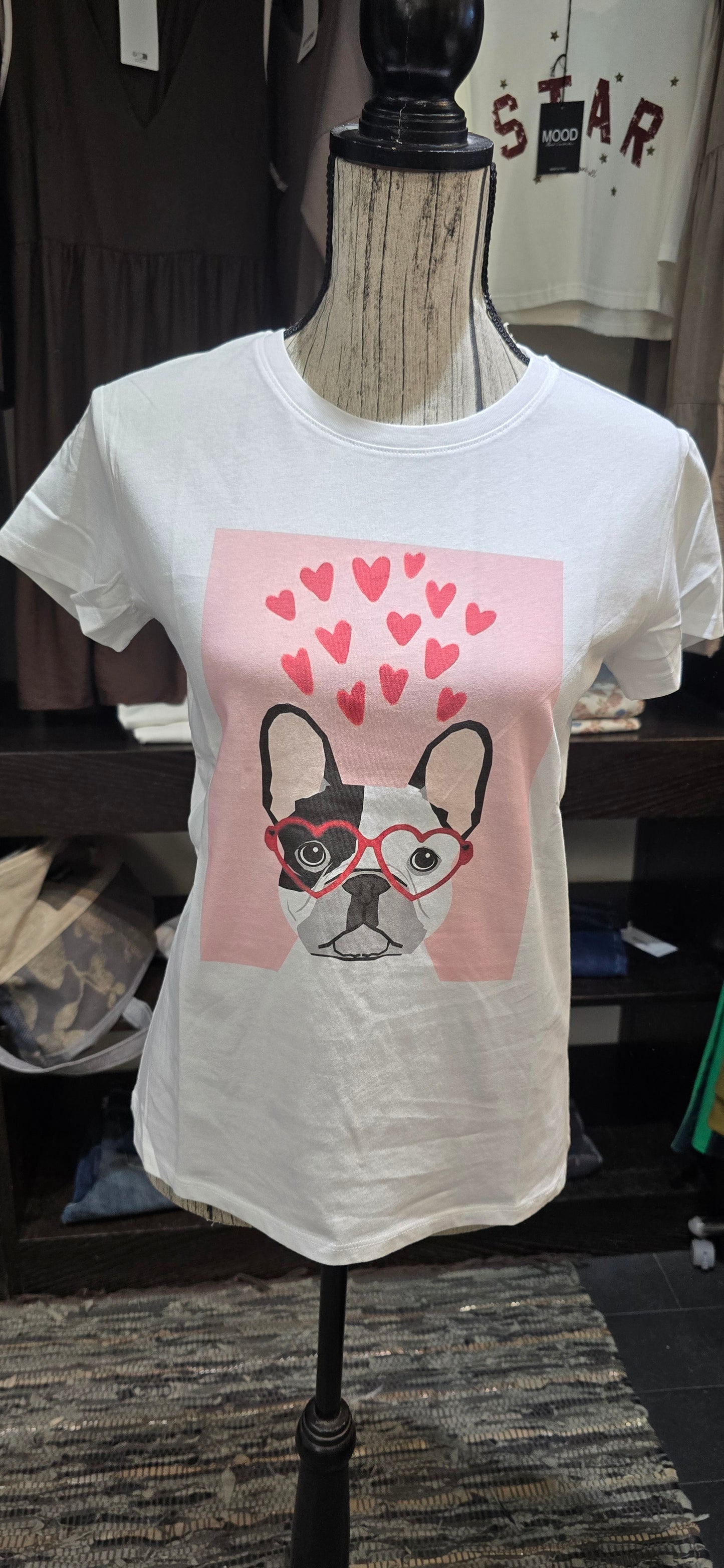 T shirt dog