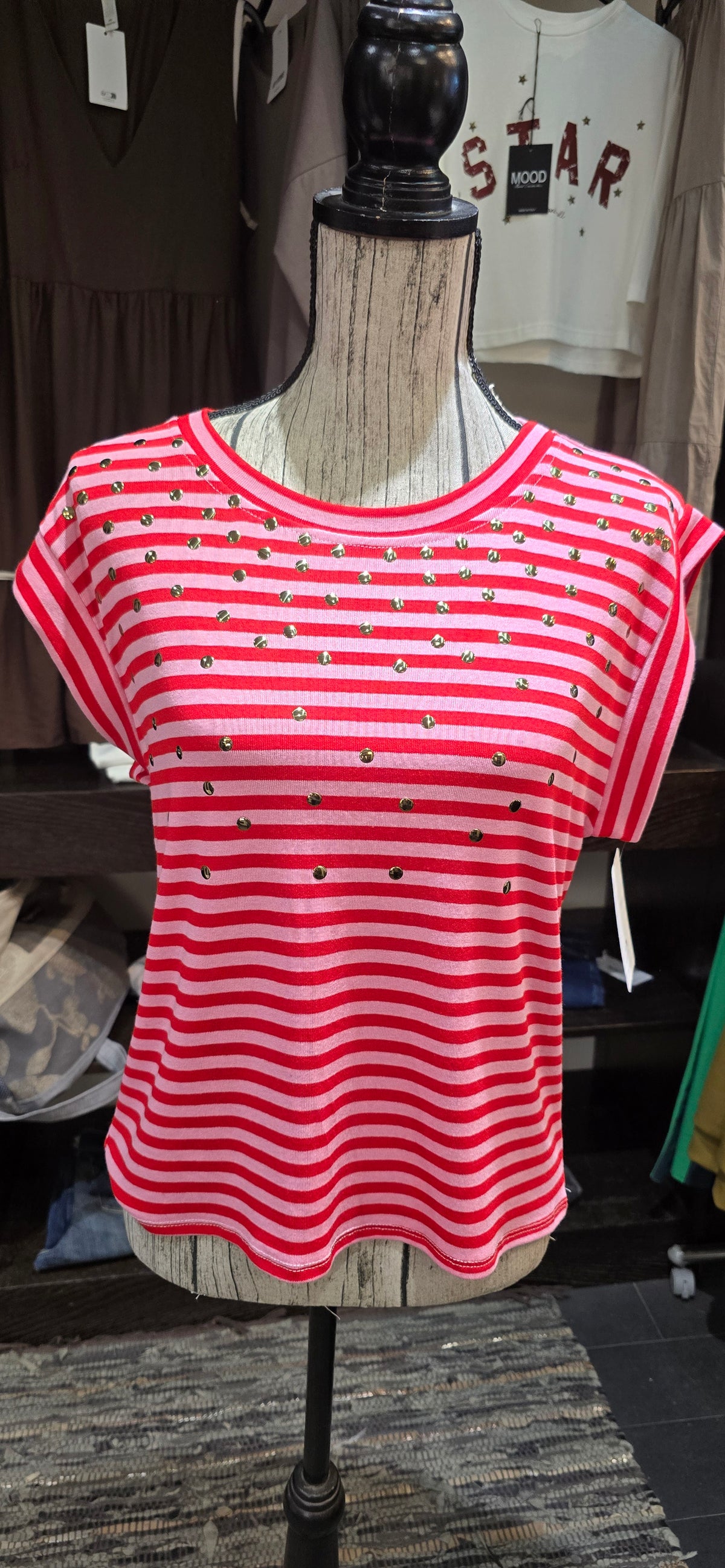 Maglia righe con borchie