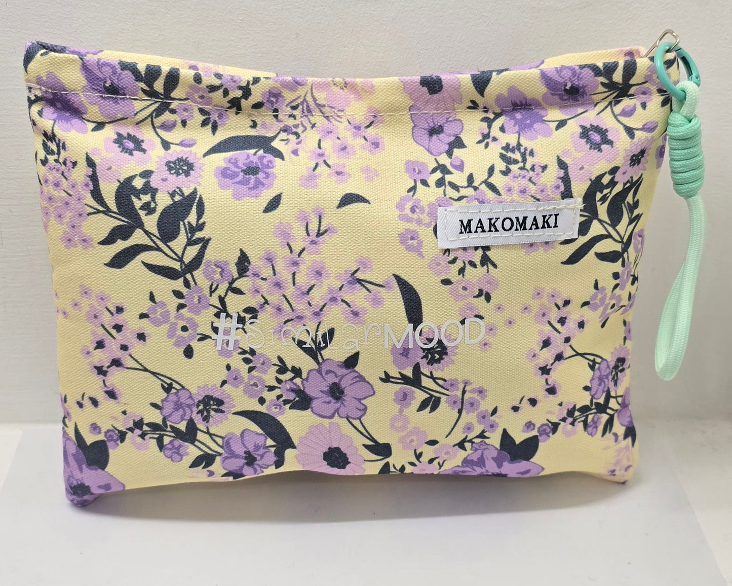 Le #similarMOOD " a mali estremi "fiori viola