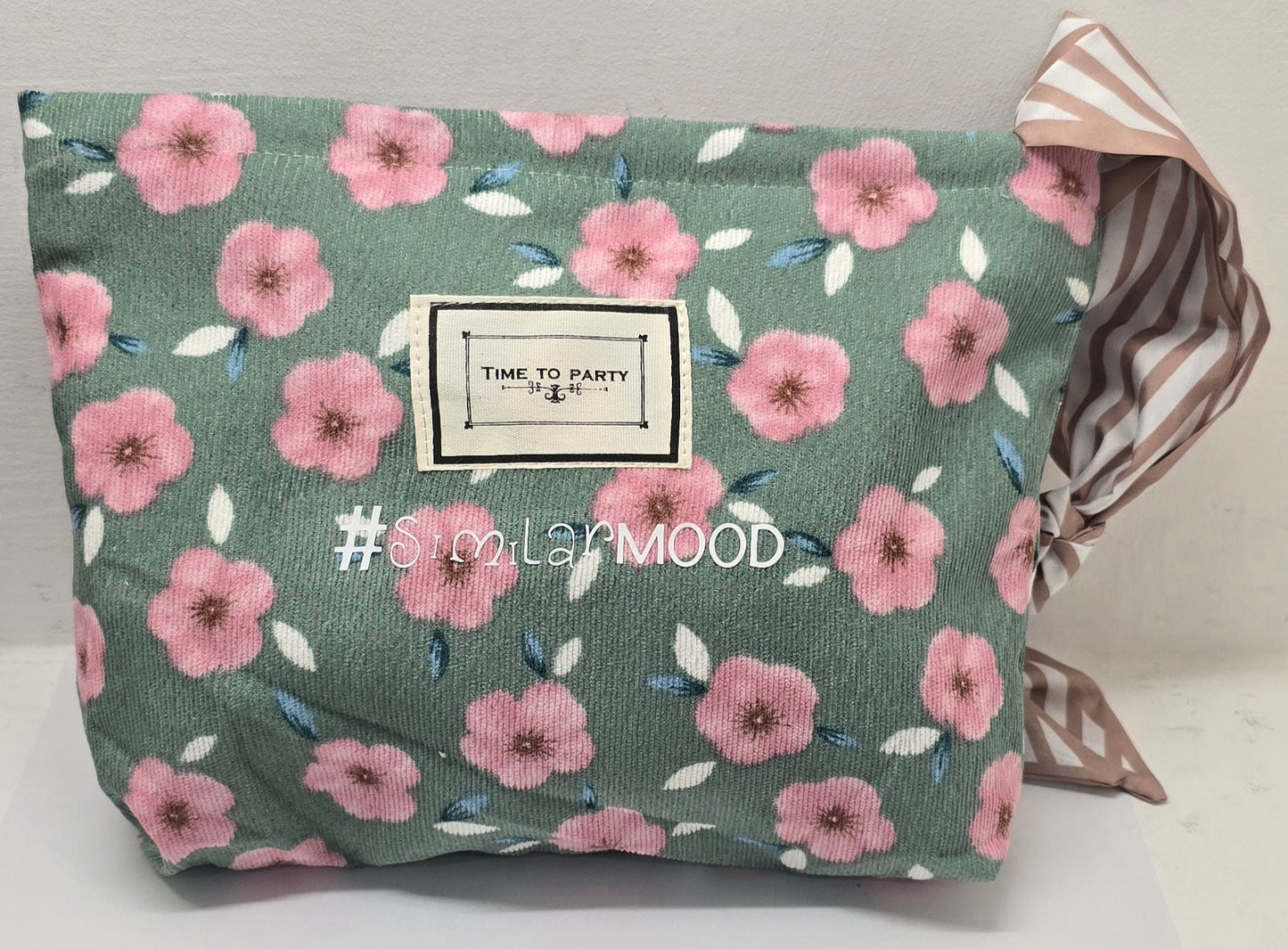 Le #similarMOOD " che fastidio" fiori pesco