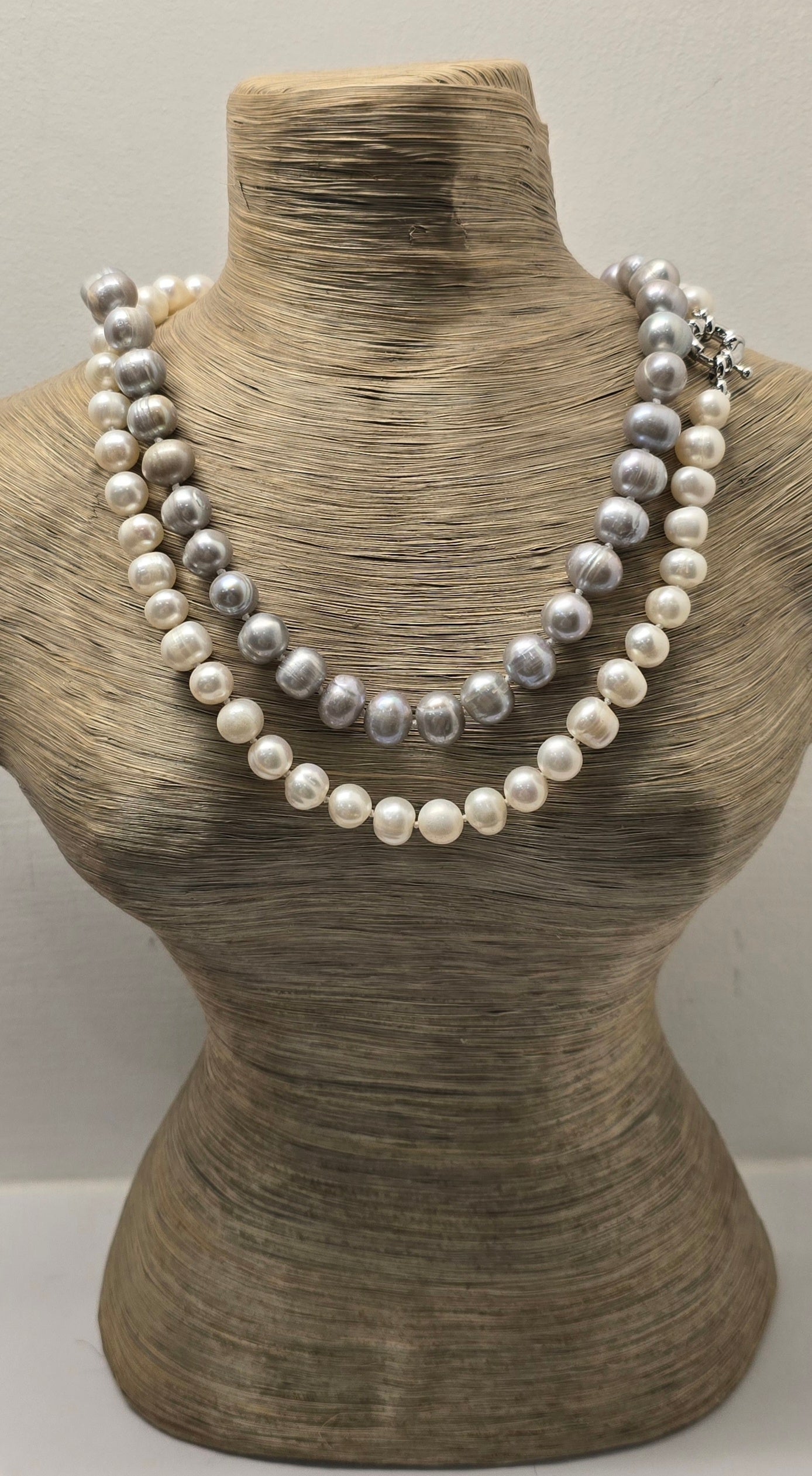 Girocollo perle di fiume bianca