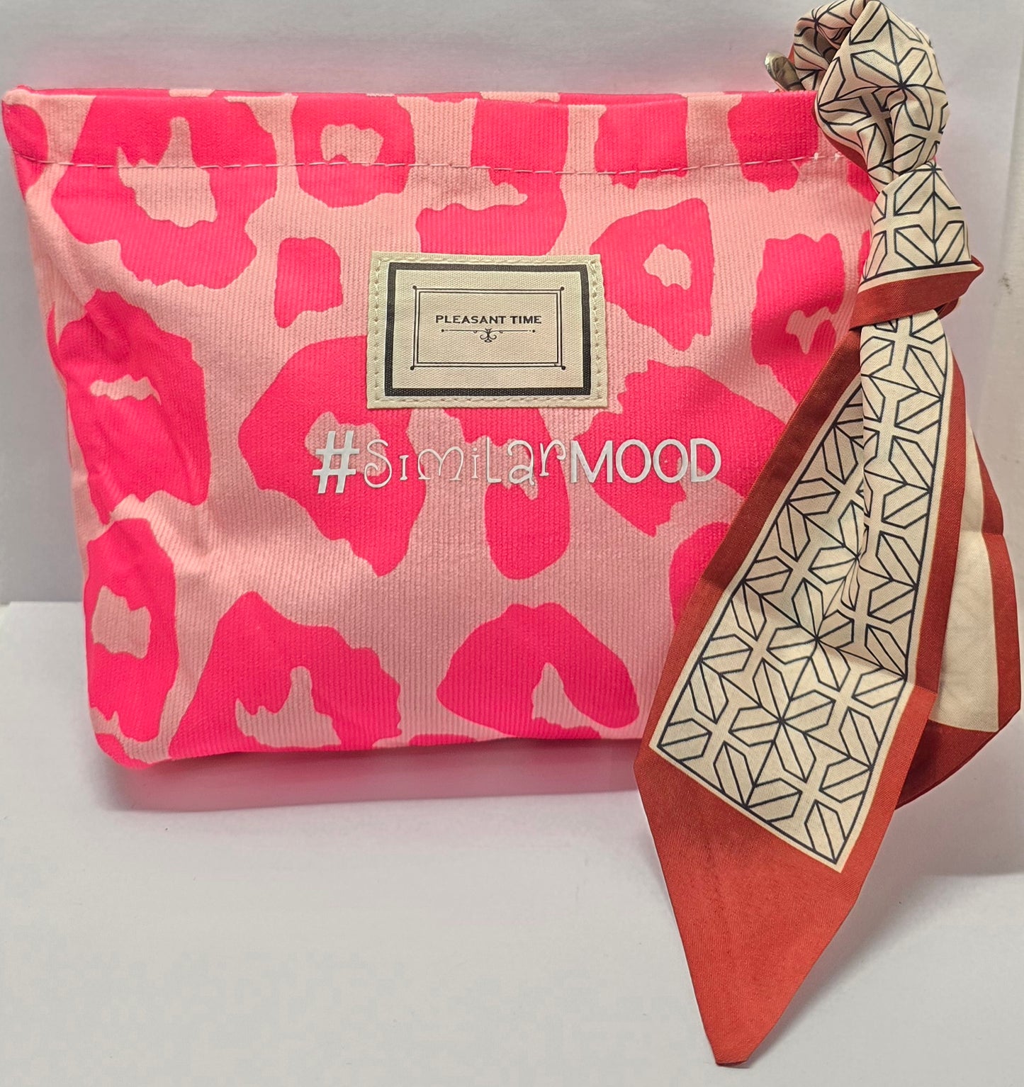 Le #similarMOOD " mare" animalier fucsia