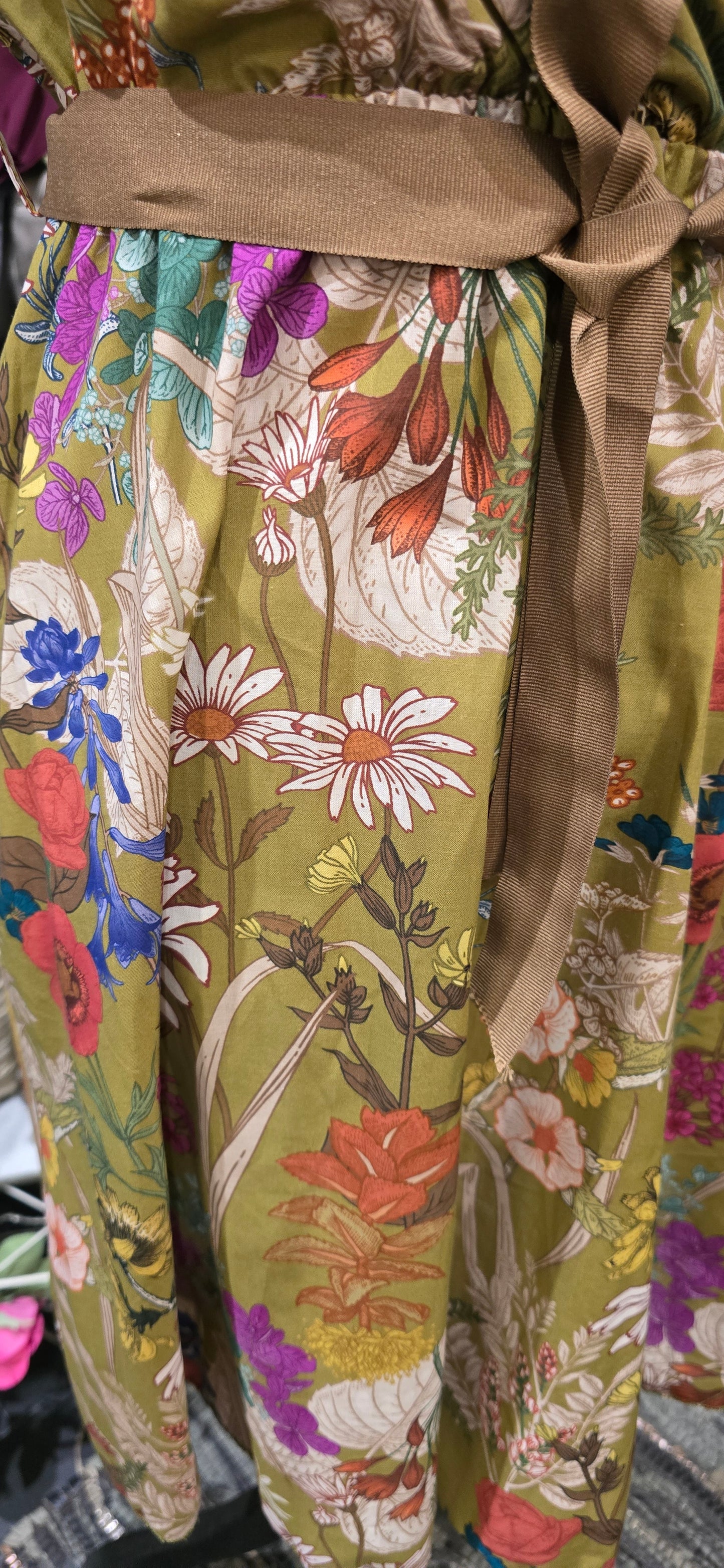 Vestitino fiorato verde
