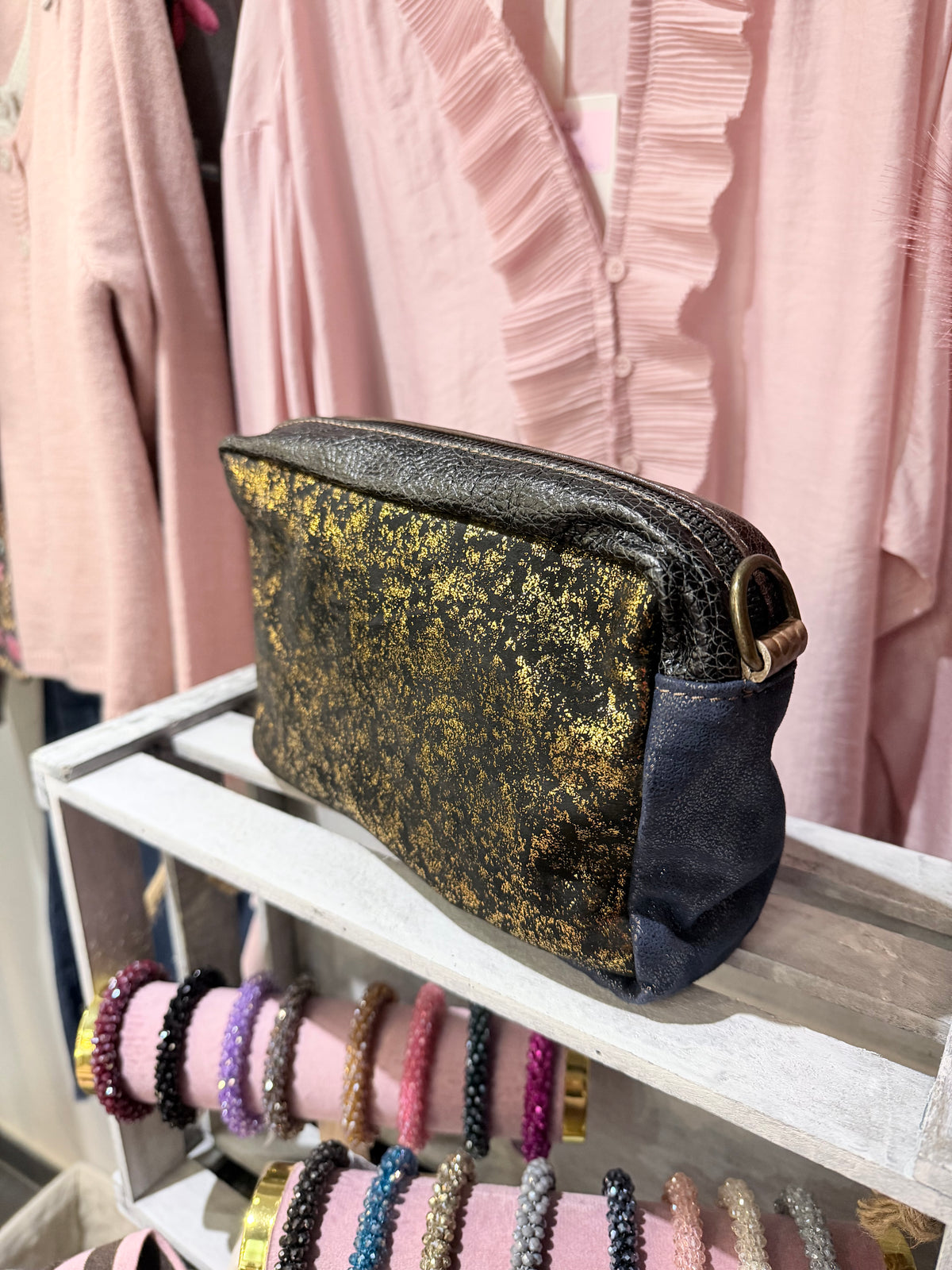 Clutch in pelle con tracolla @4