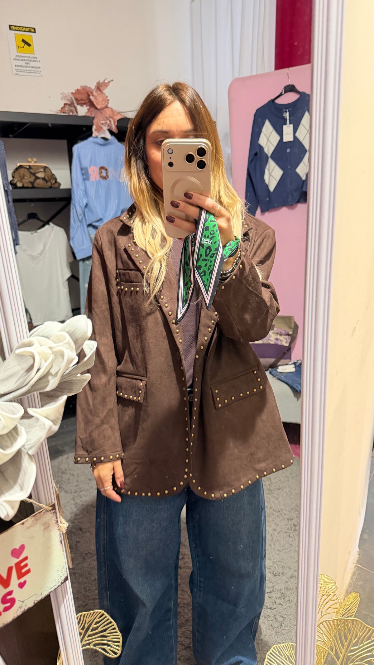 Blazer scamosciato moro borchie