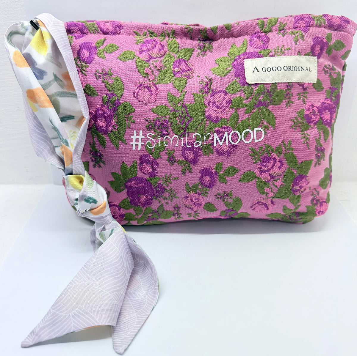 Le #similarMOOD "no vabbè" fiori fucsia