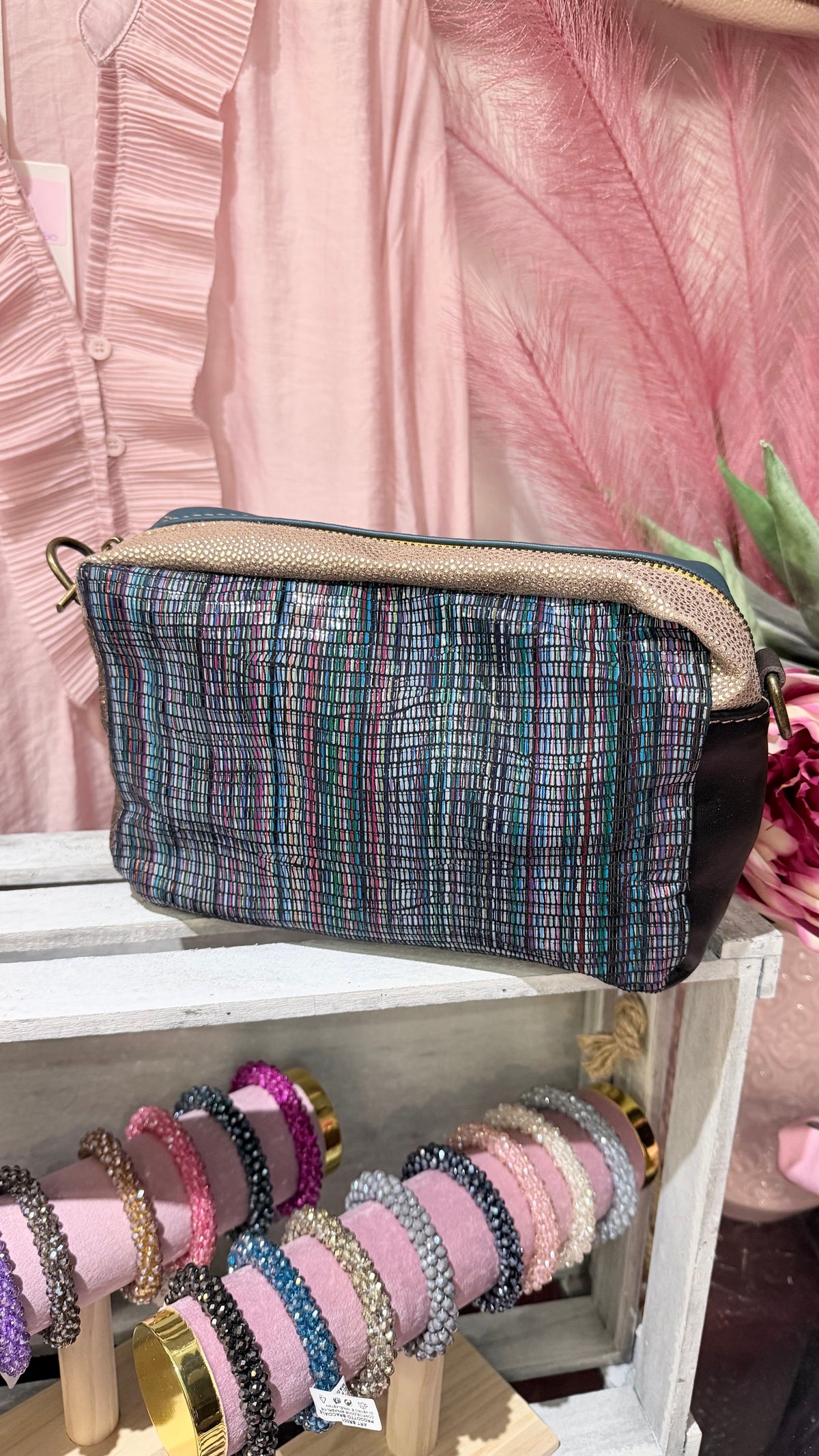 Clutch in pelle con tracolla @1