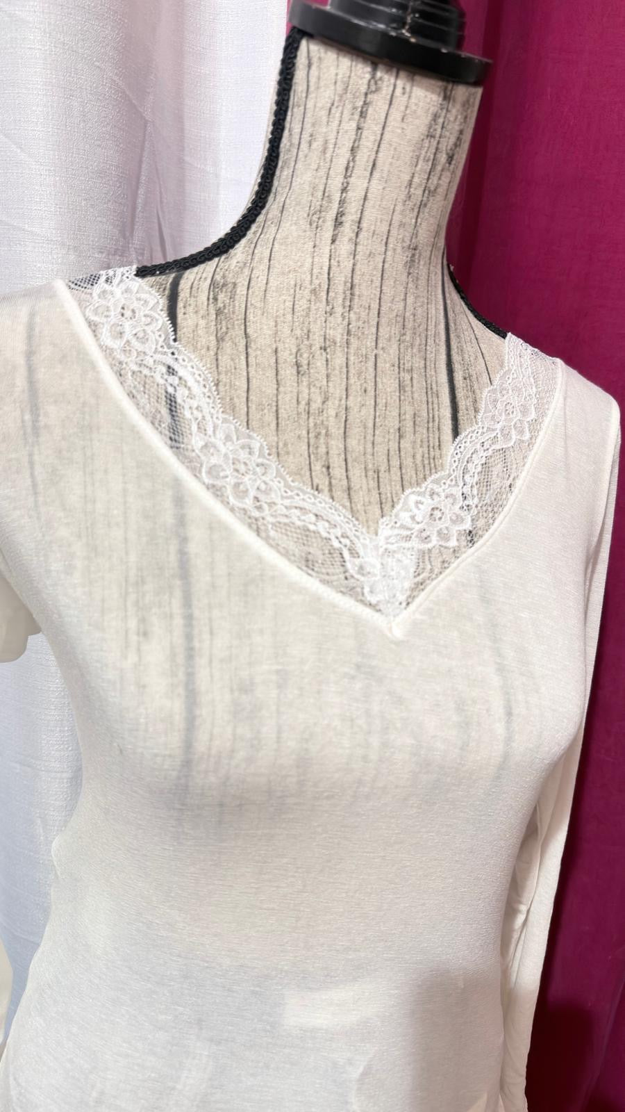 Cashmirina collo in pizzo