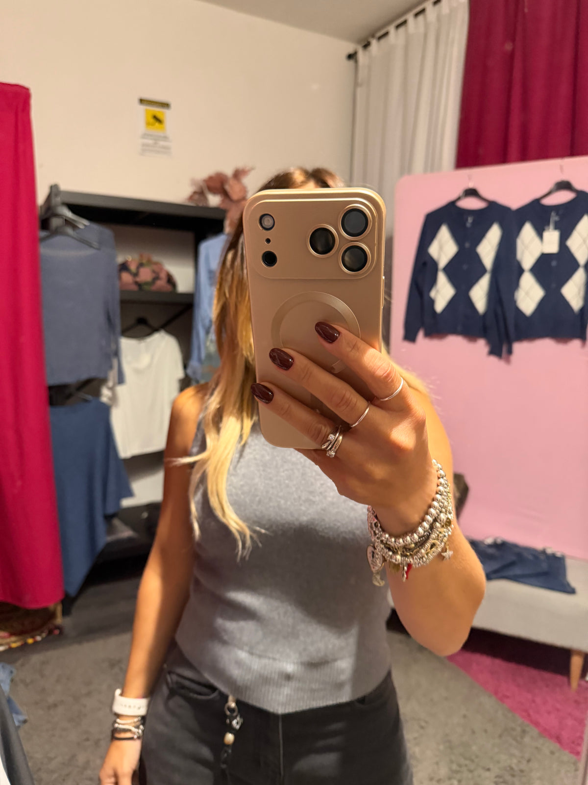 Lupetto smanicato grigio