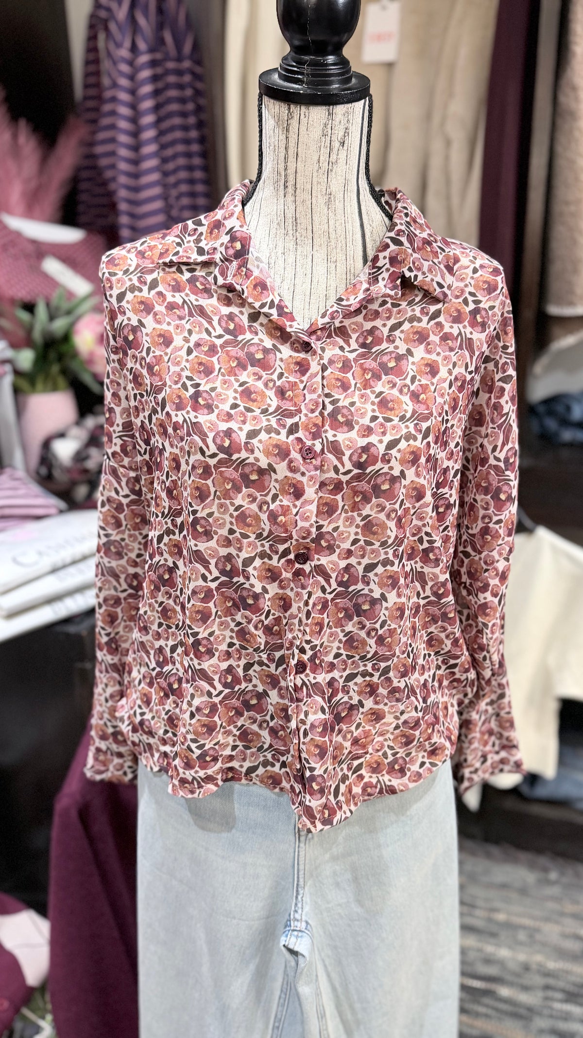 Camicia fiori prugna