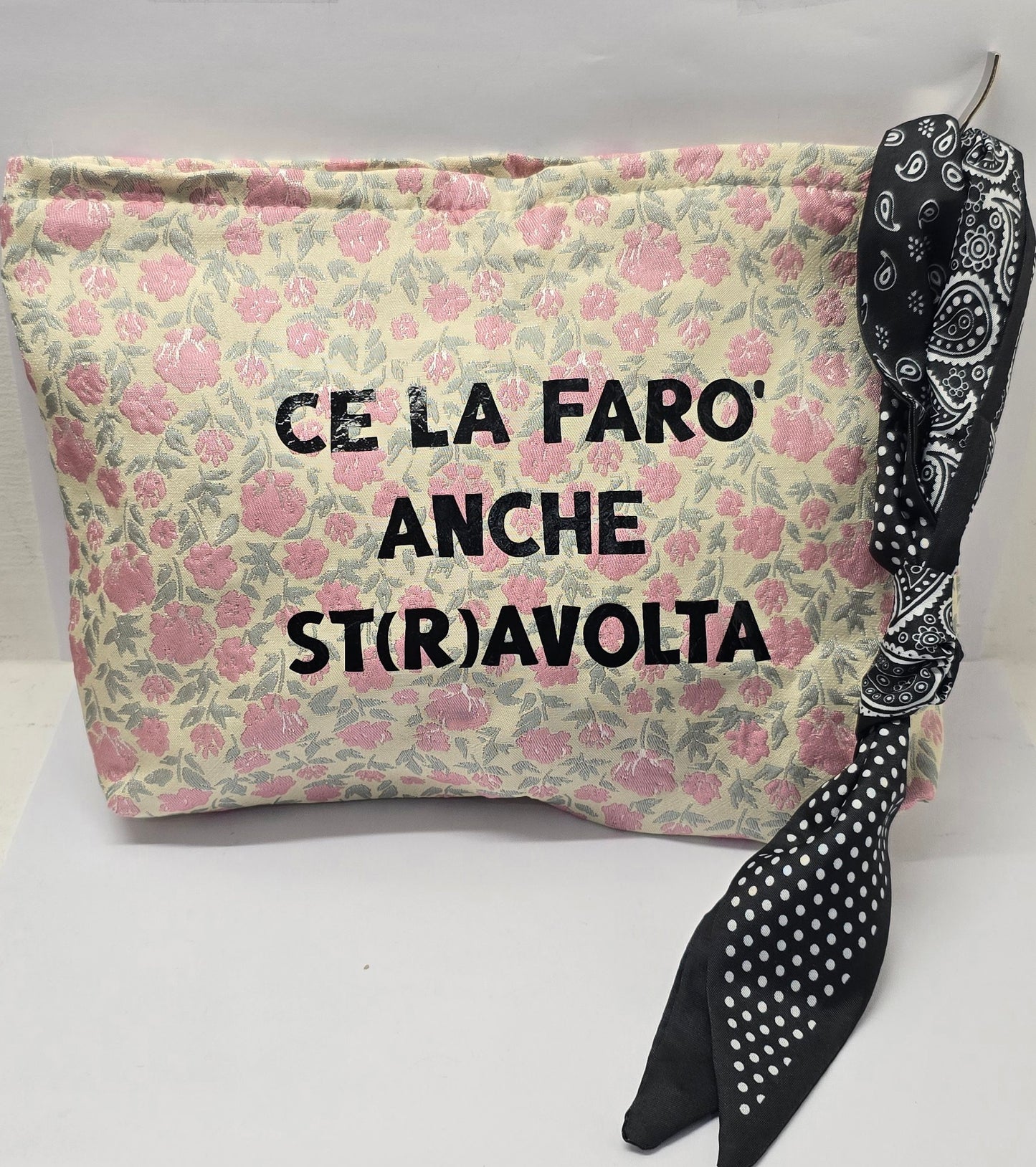 Le #similarMOOD " stravolta " fiorellini rosa