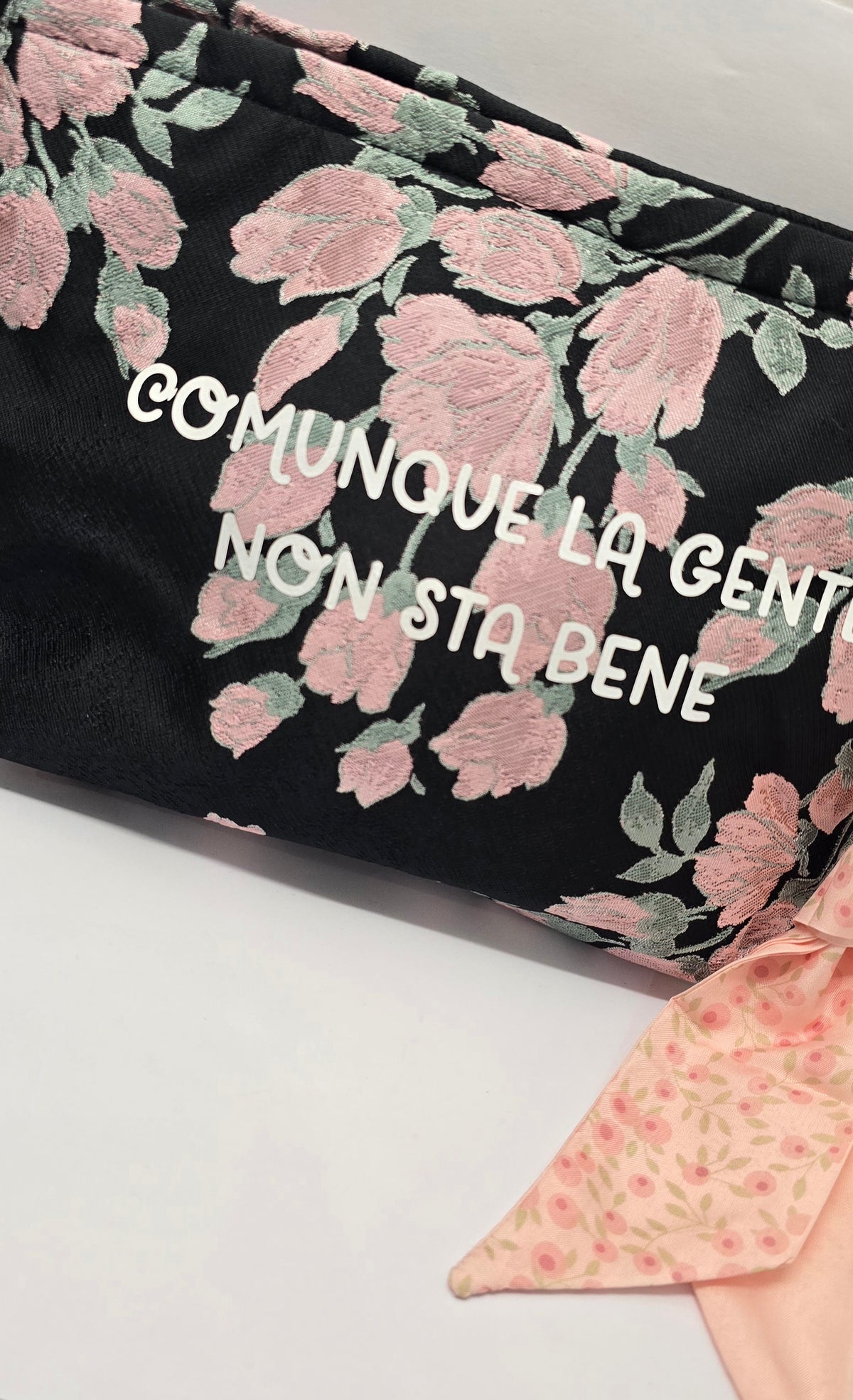 Le #similarMOOD "comunque la gente " nera