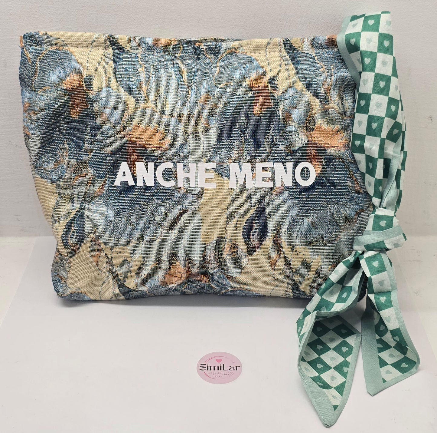 Le #similarMOOD " anche meno" fiori azzurri