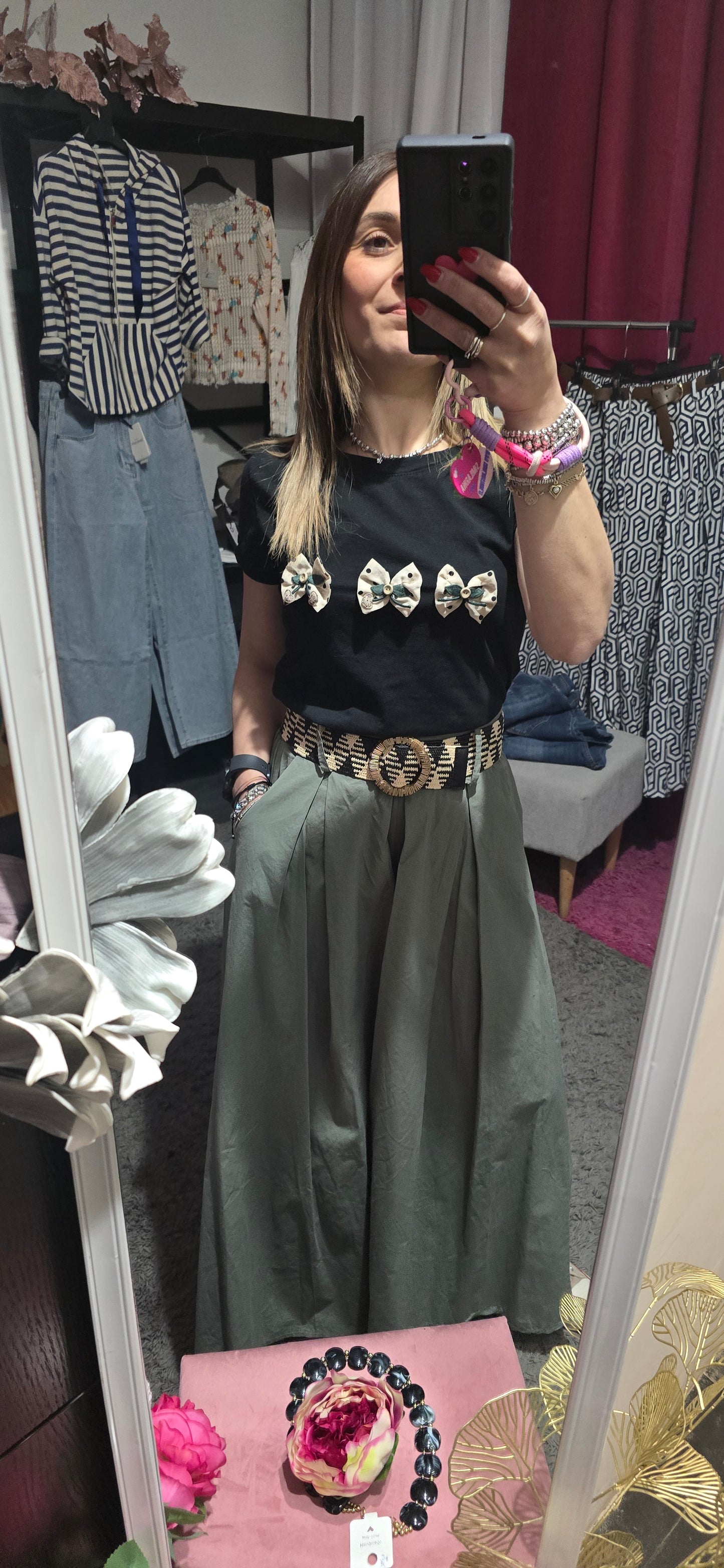 T shirt fiocchetti nera