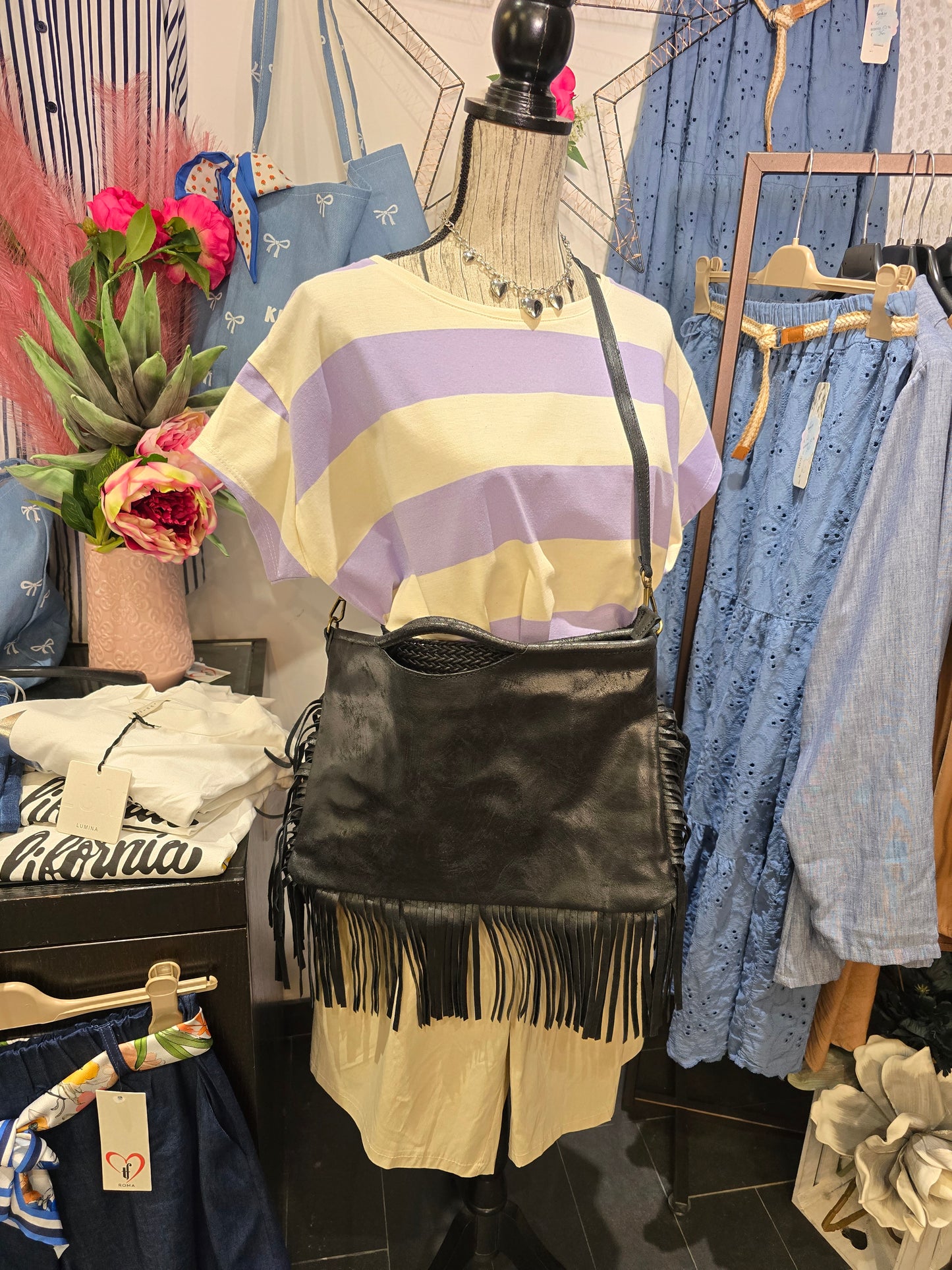 Borsa  pelle frange nera