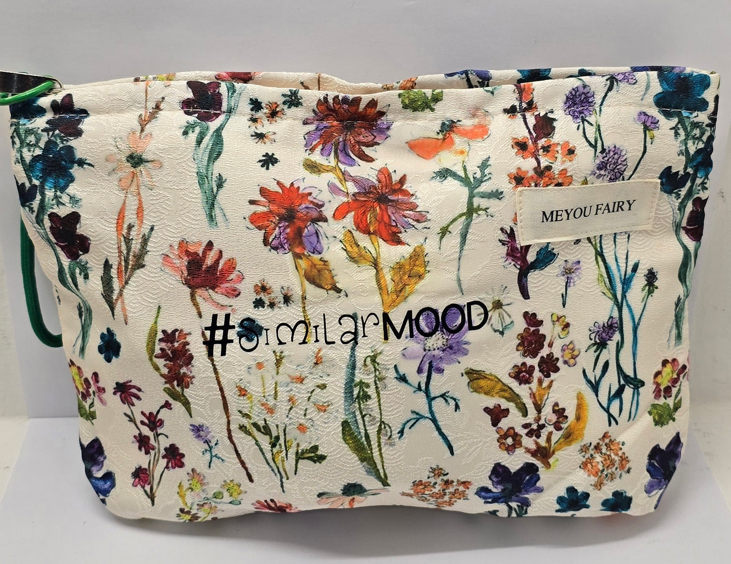 Le #similarMOOD " grazie" fiori panna
