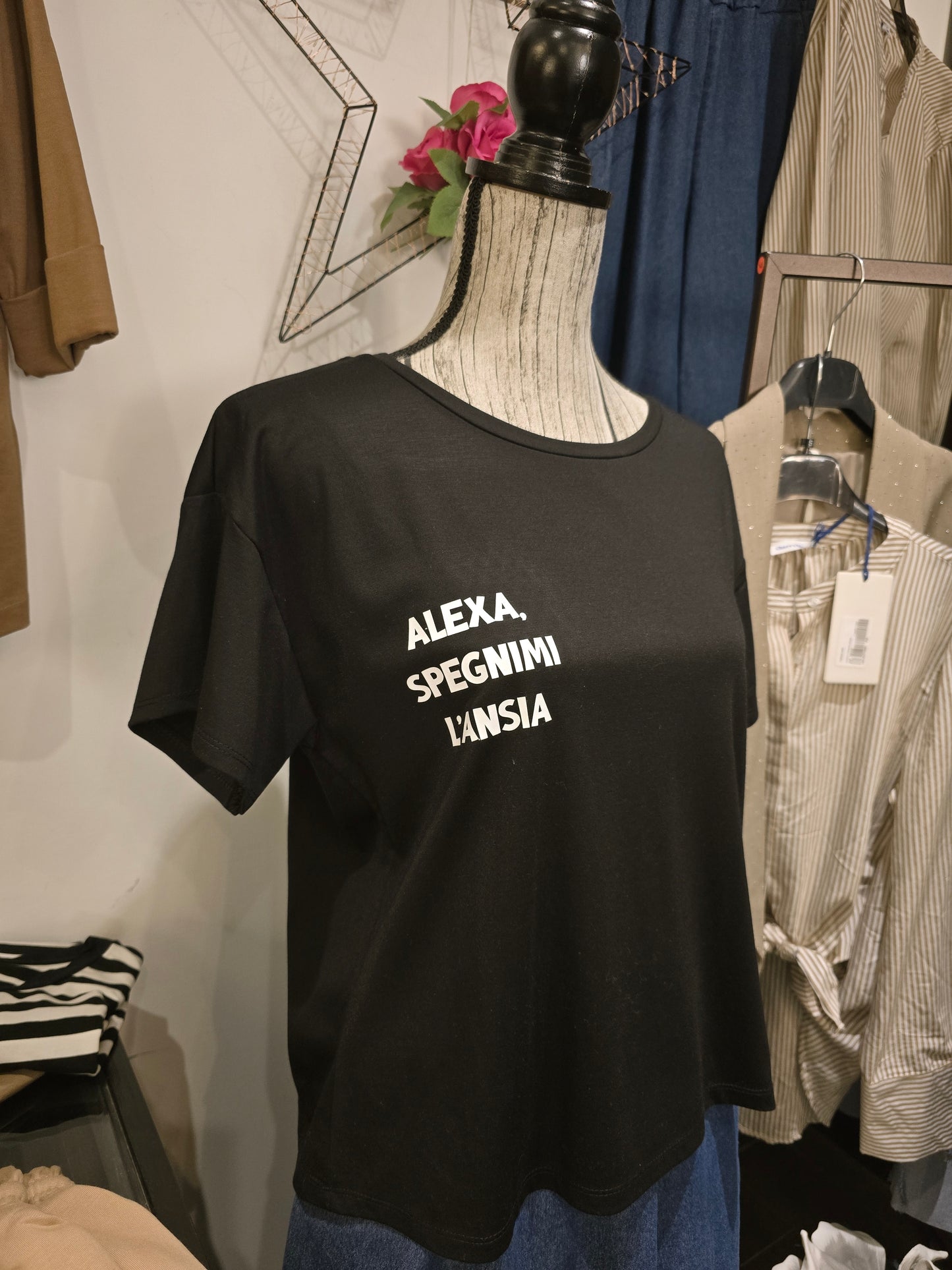 Le #similarMOOD t shirt  "ALEXA  nera