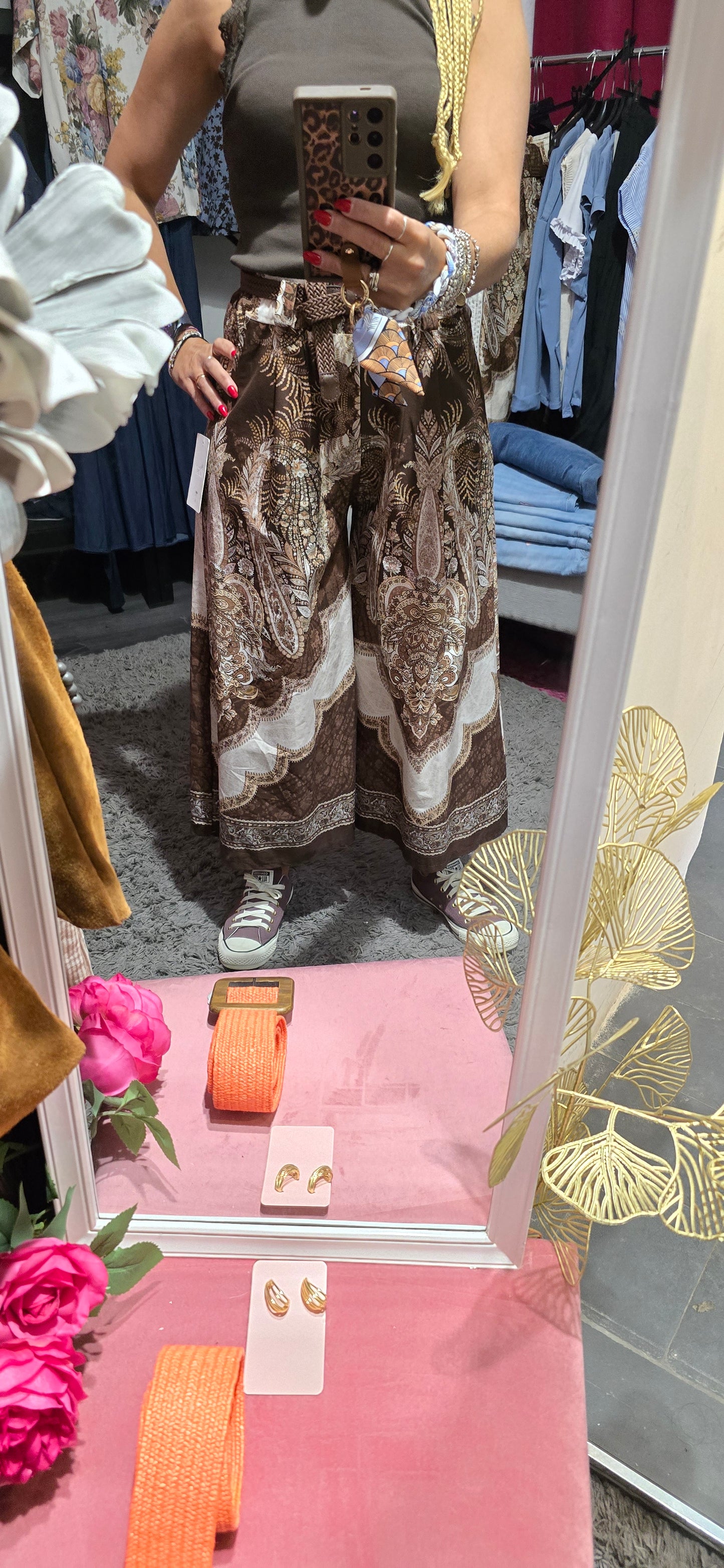 Pantaloni capri fantasia moro