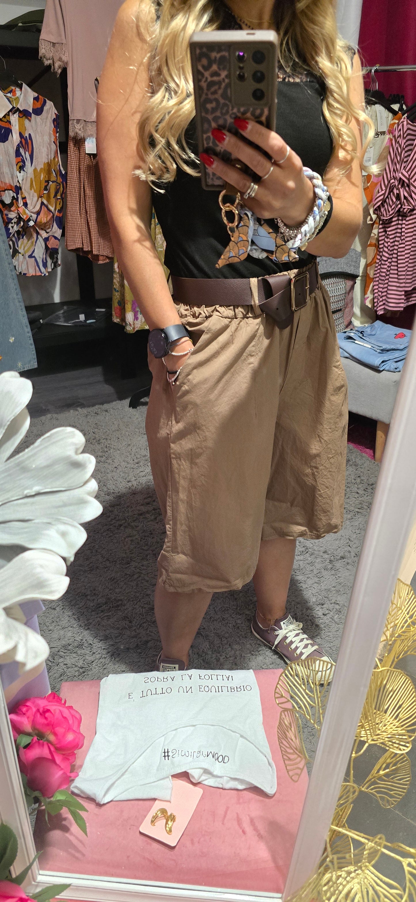 Bermuda camel con cintura