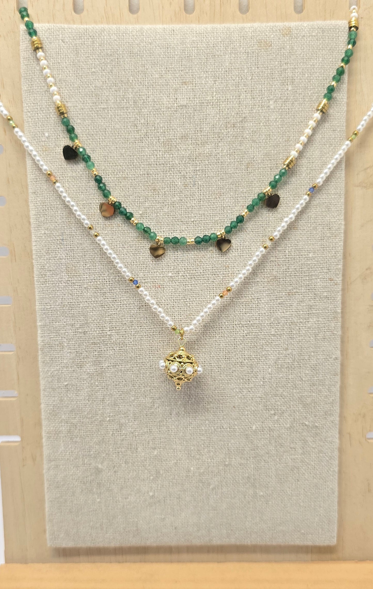 Girocollo perle e charm