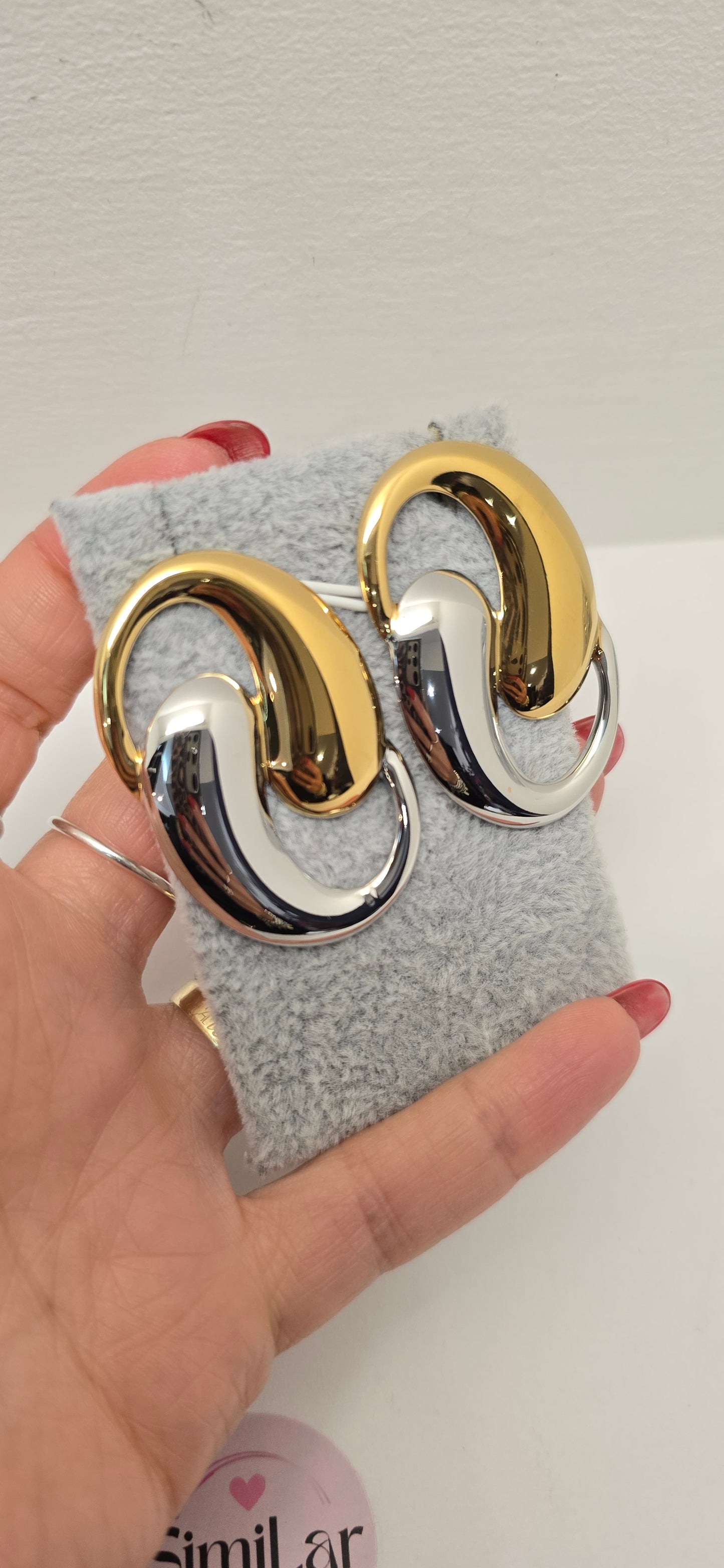 Orecchino Bi acciaio