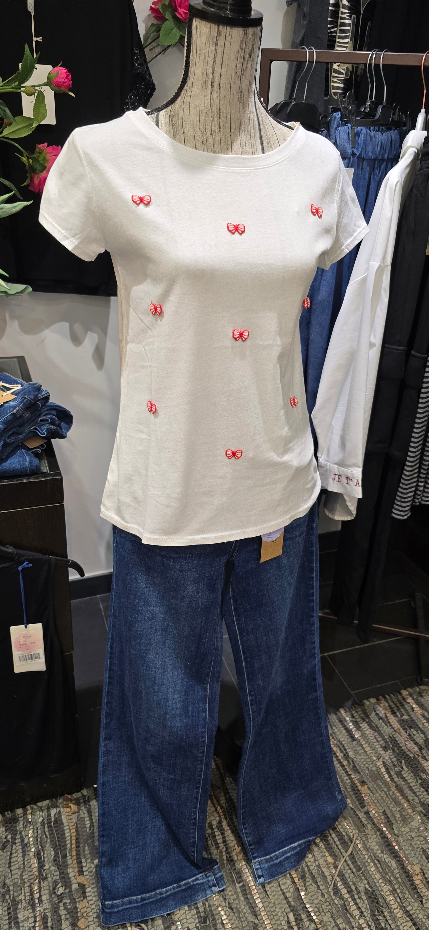 T shirt fiocchetti rossi