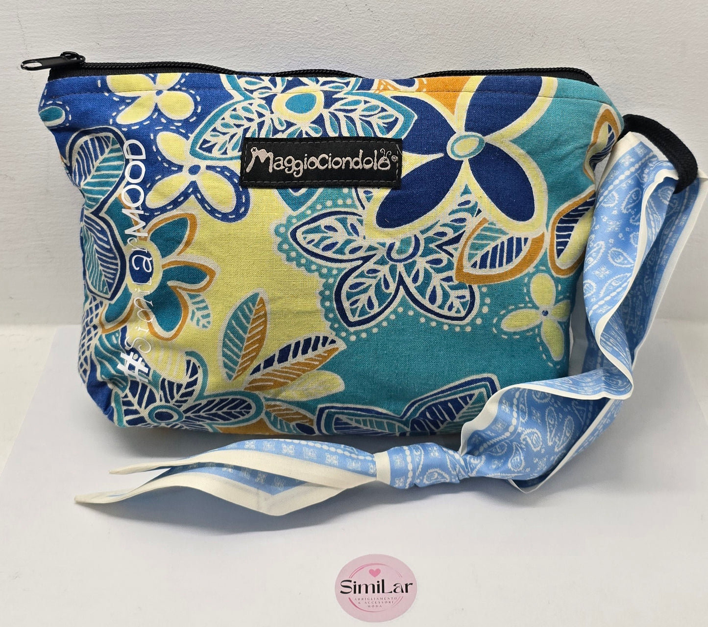 Le #similarMOOD  LUXURY" io boh" @1