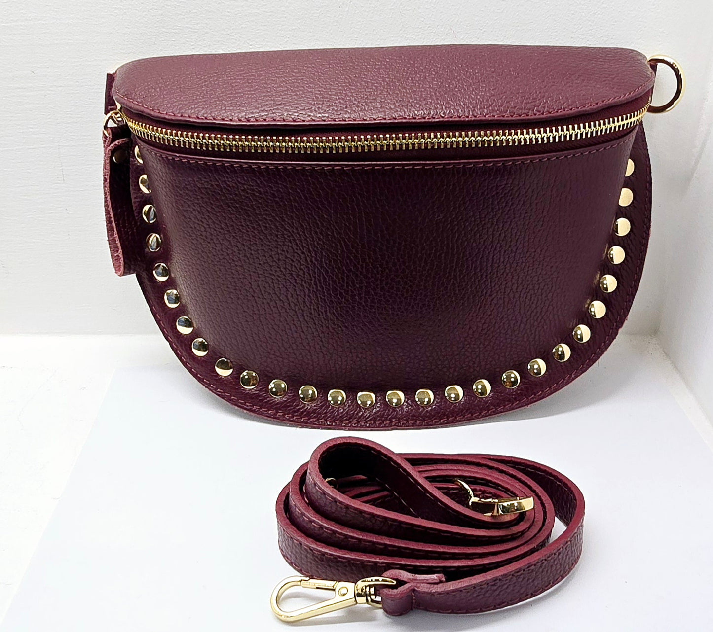 Marsupio Sally  borchie bordeaux