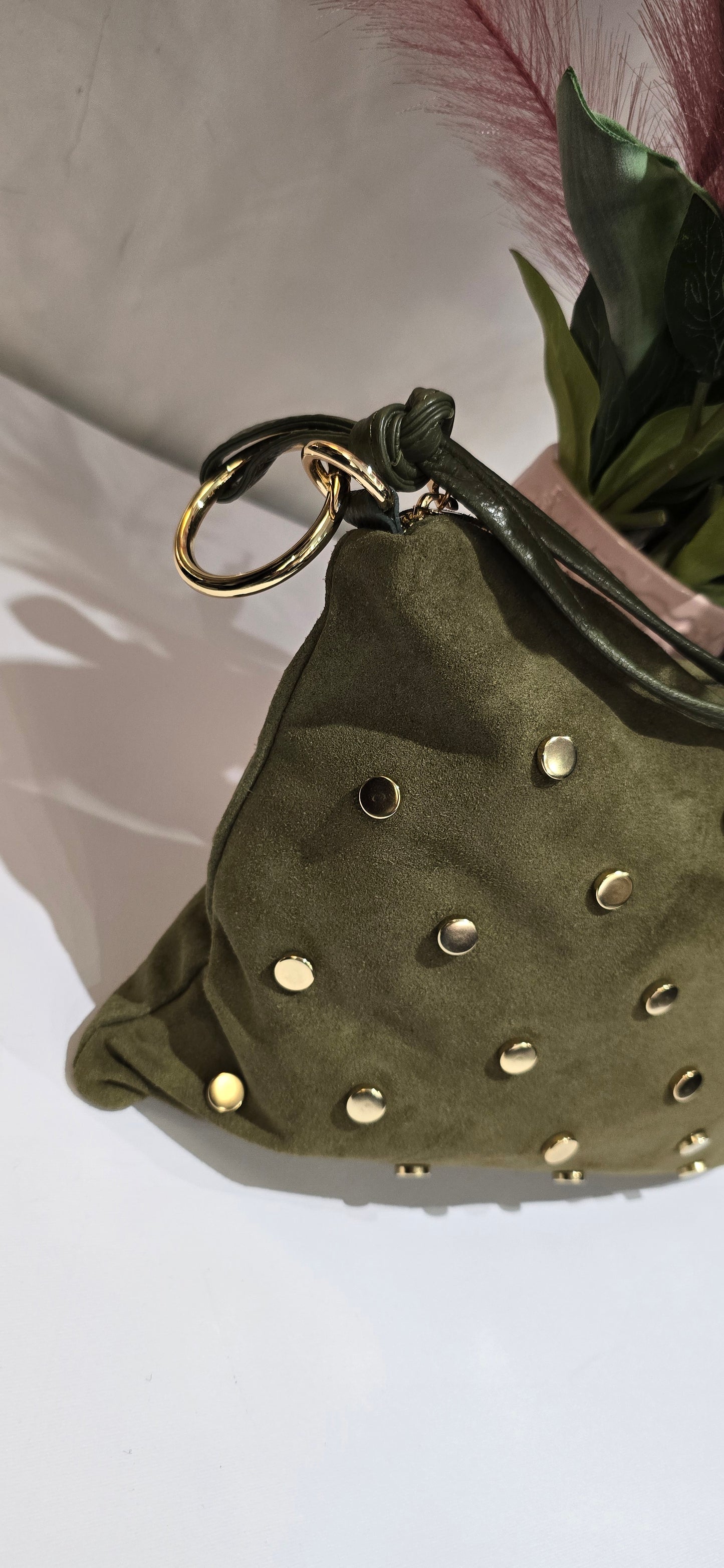 Borsa borchie military