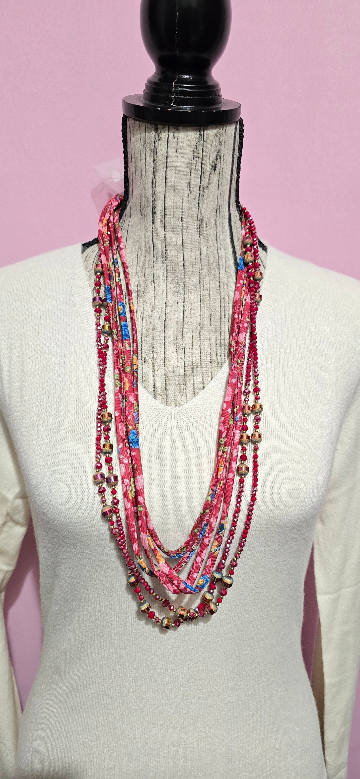 Collana multifilo fragola