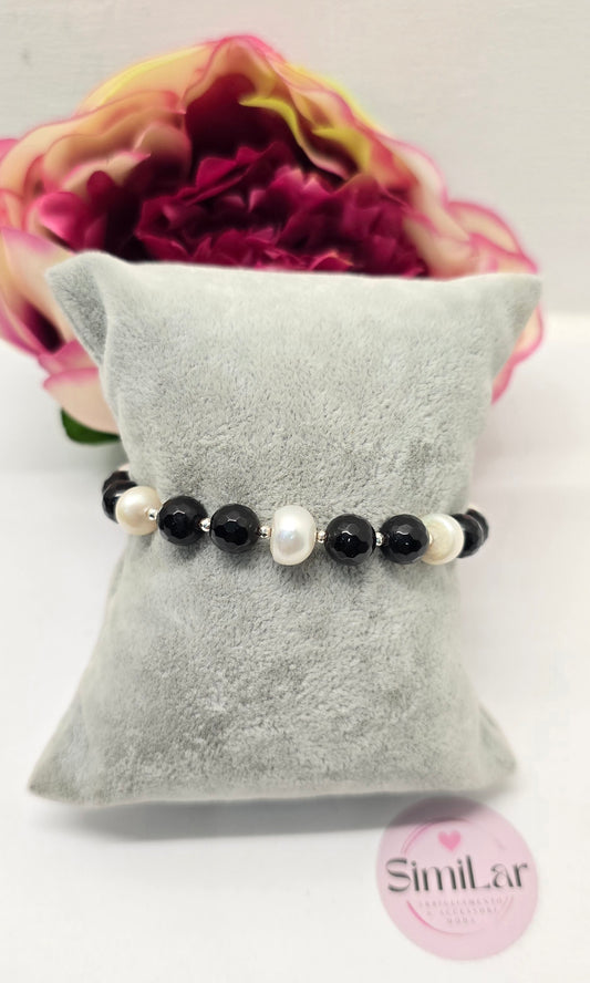 Bracciale perle di fiume e onice