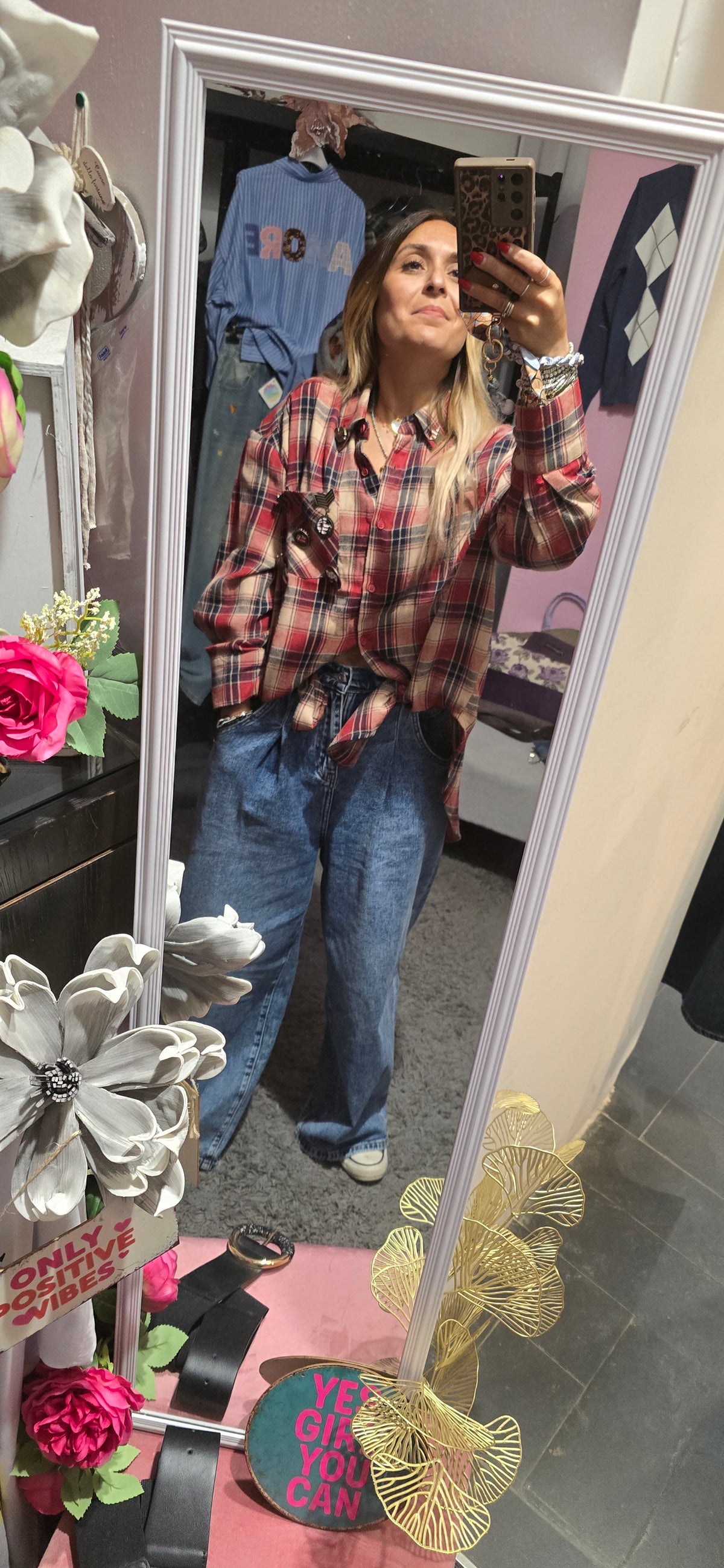 Camicia quadri spillette rossa