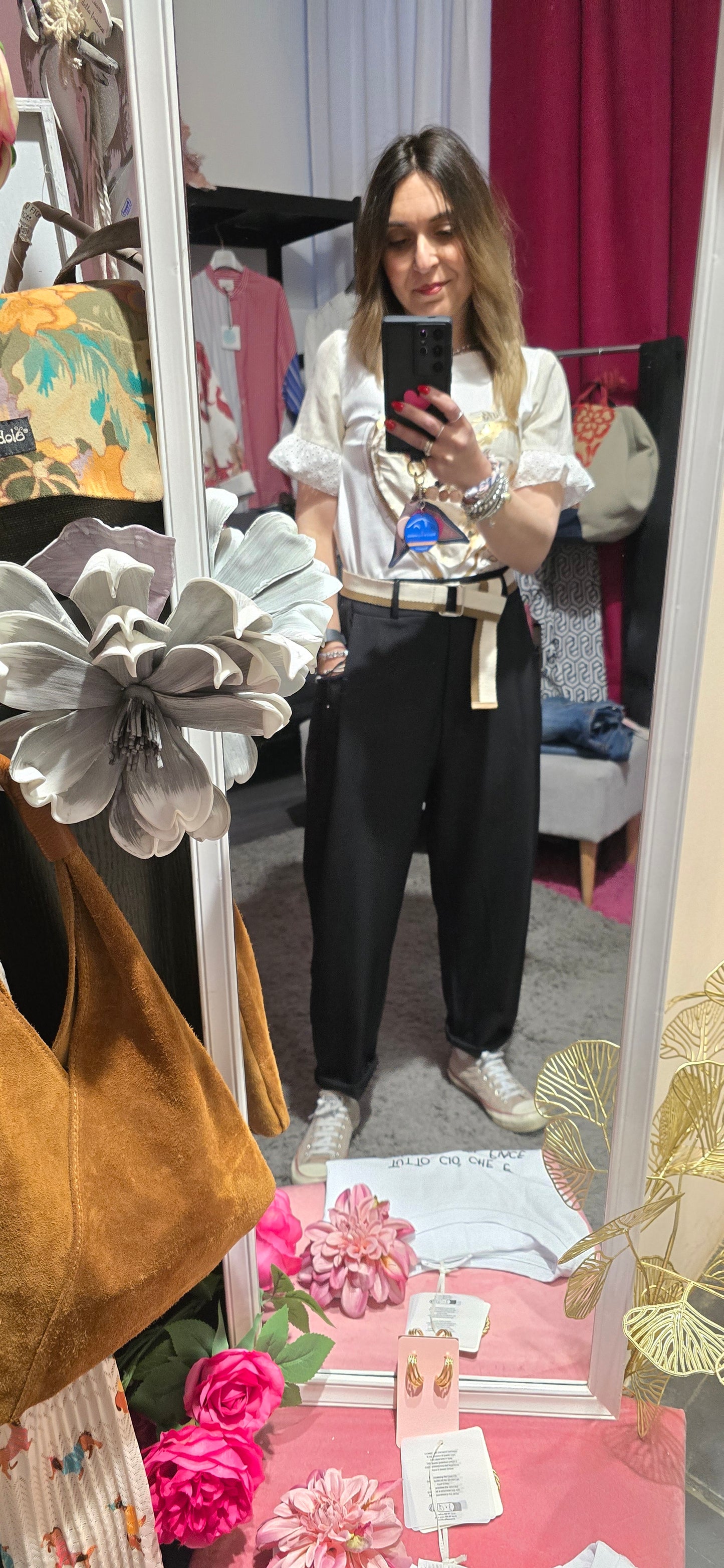 Pantalone nero con cinturino