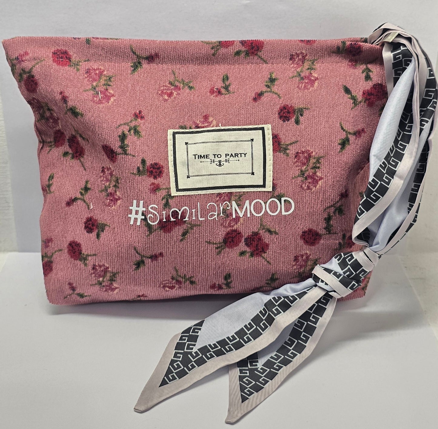 Le #similarMOOD "vi vedo peggiorati" rosa fiori