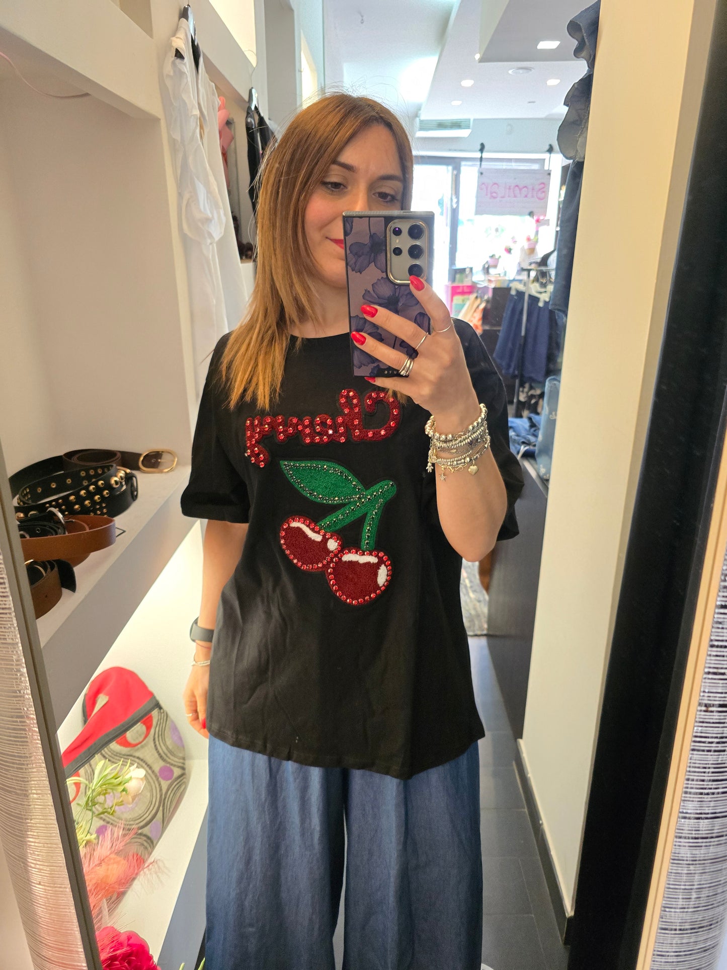 T shirt cherry