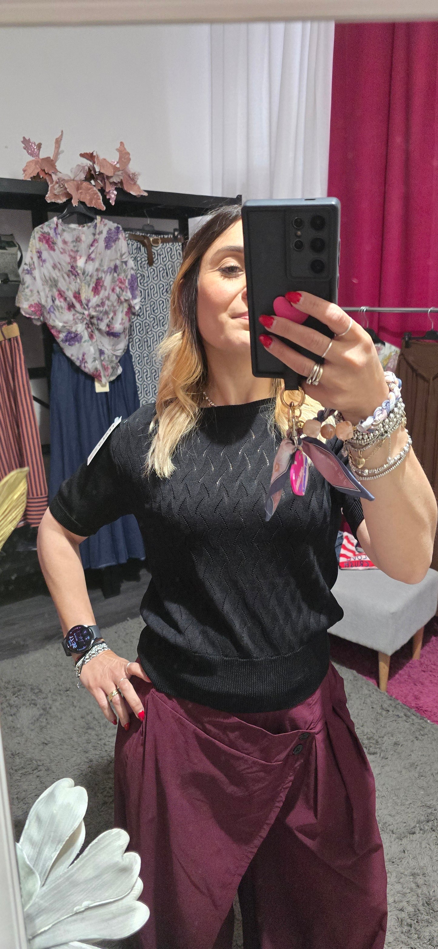 Maglia in filo nera