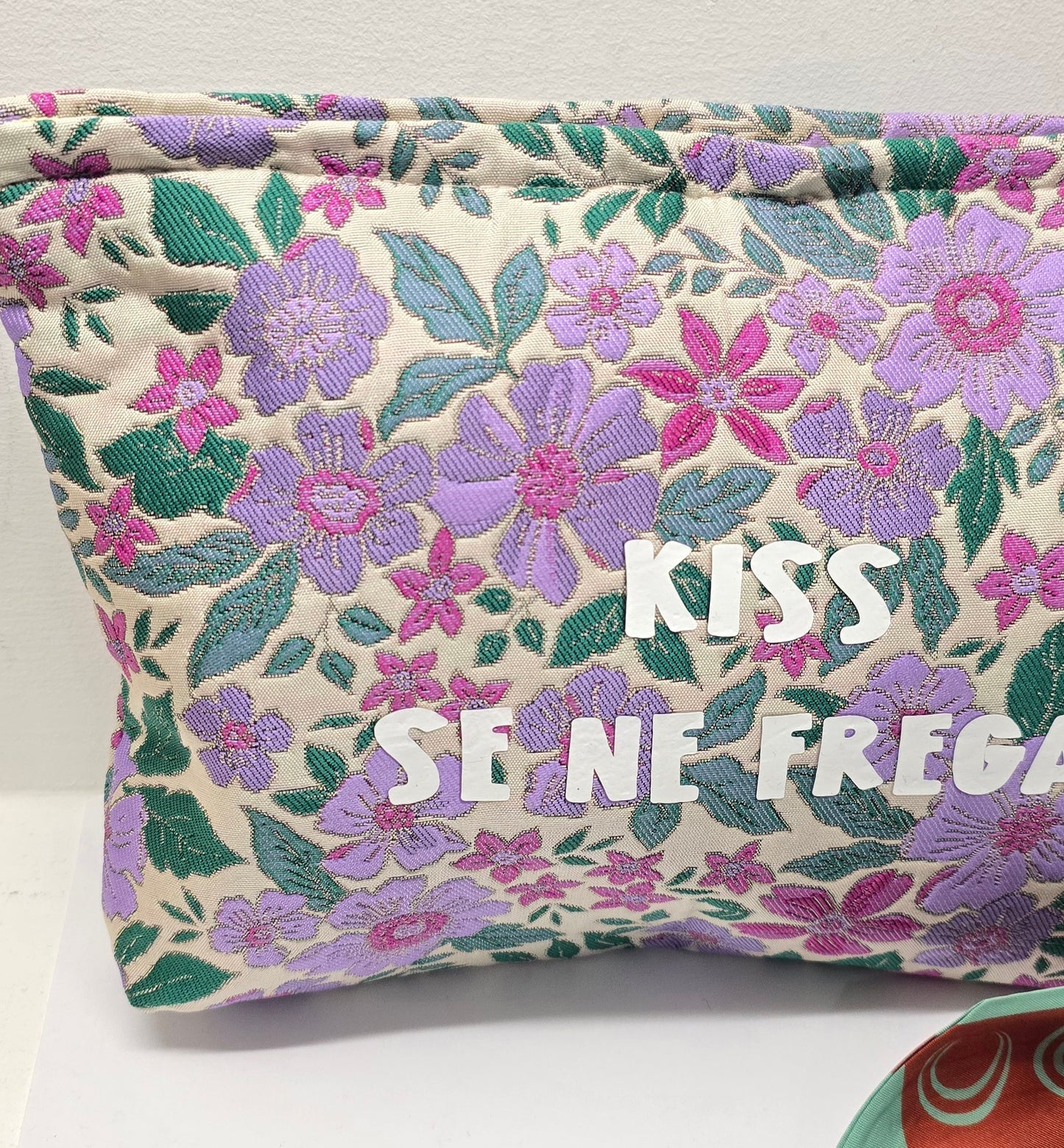 Le #similarMOOD " kiss" fiori viola