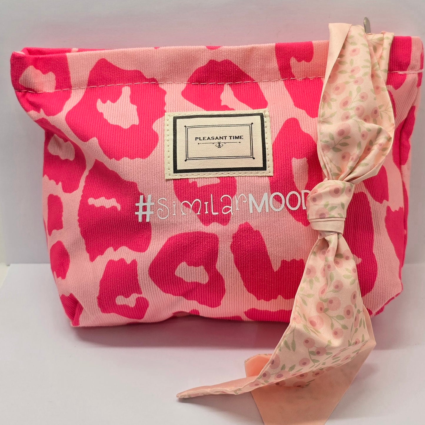 Le #similarMOOD " sognare"  animal fucsia