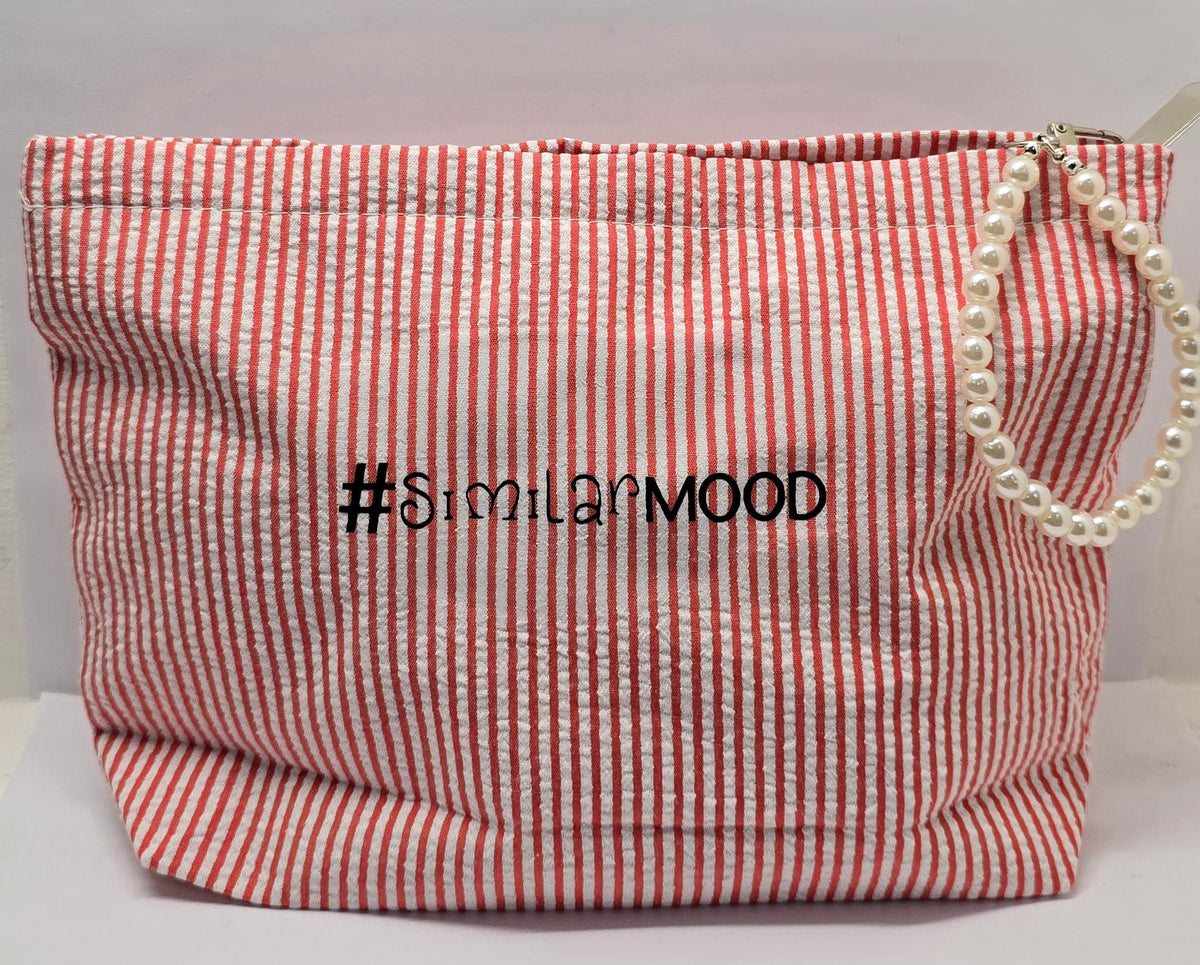 Le #similarMOOD " anche meno " righe rosso