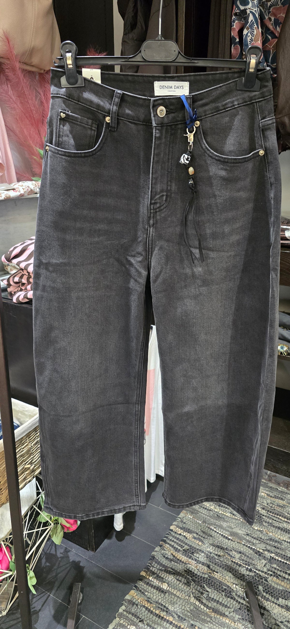 Jeans ovetto grigio