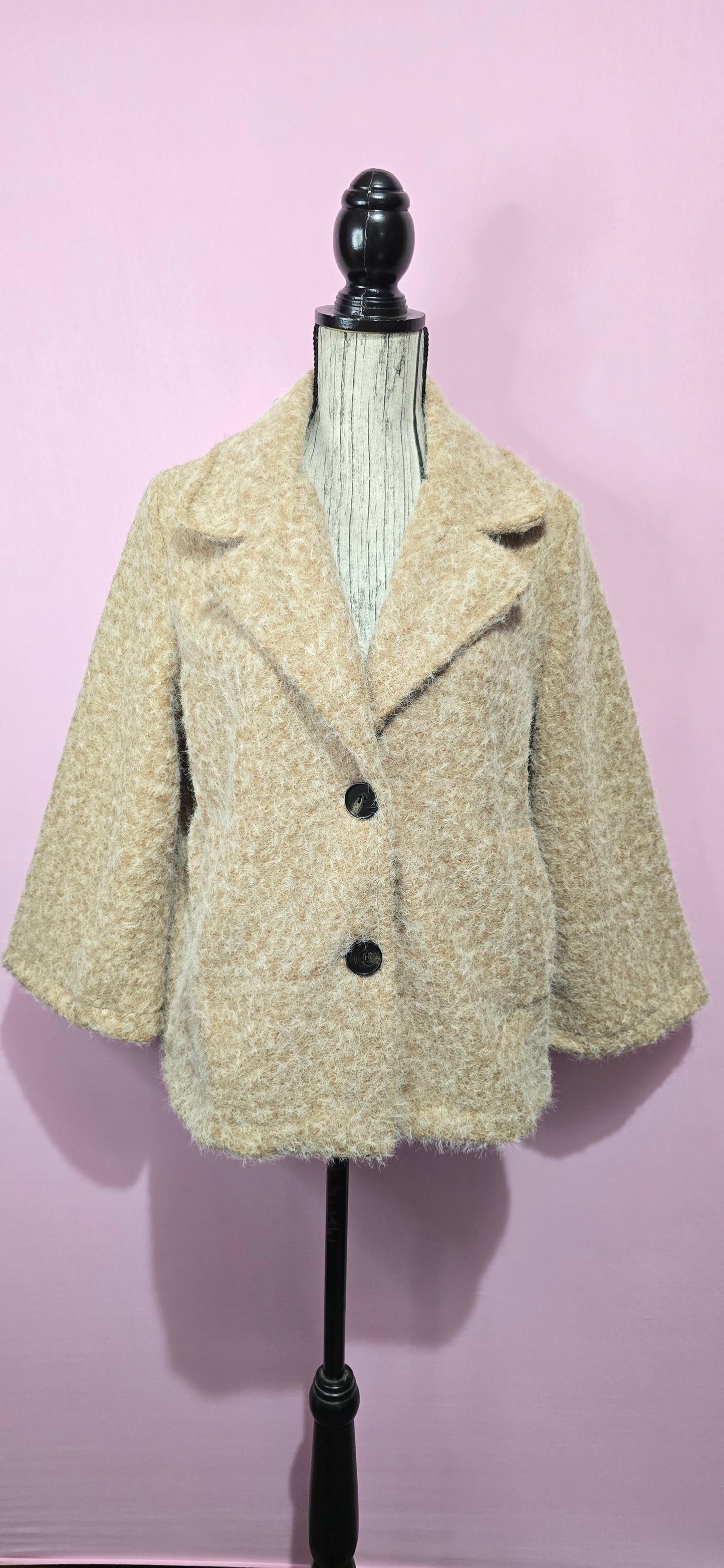 Cappottino corto bouclè camel