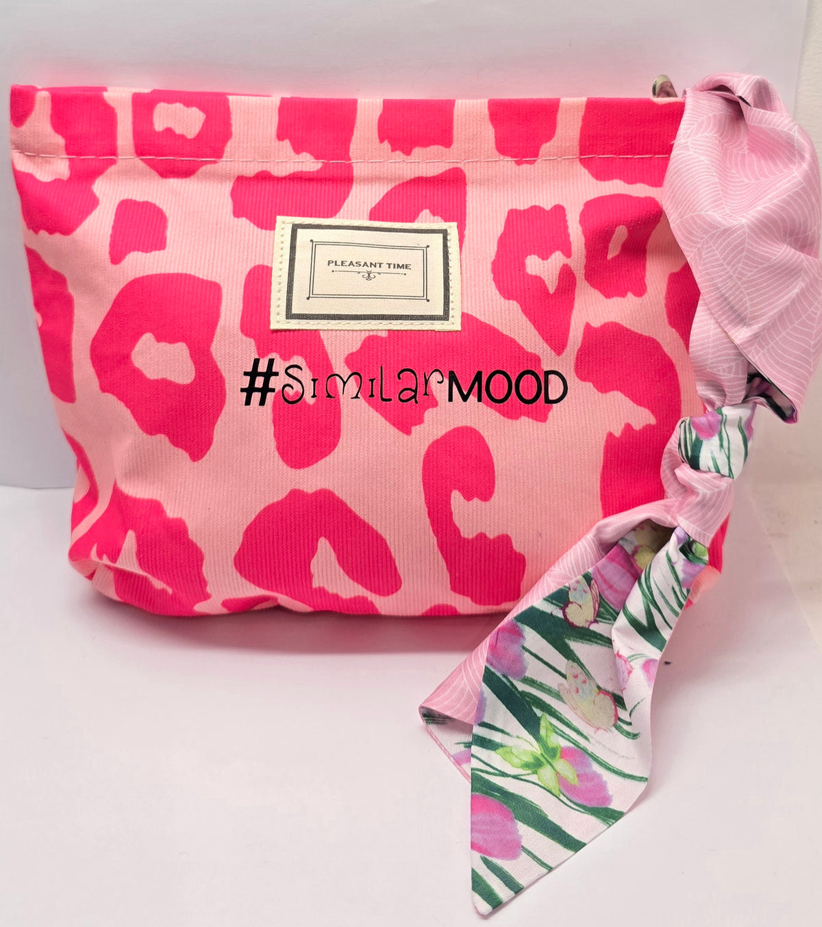 Le #similarMOOD "  nata per il lusso " animalier fucsia