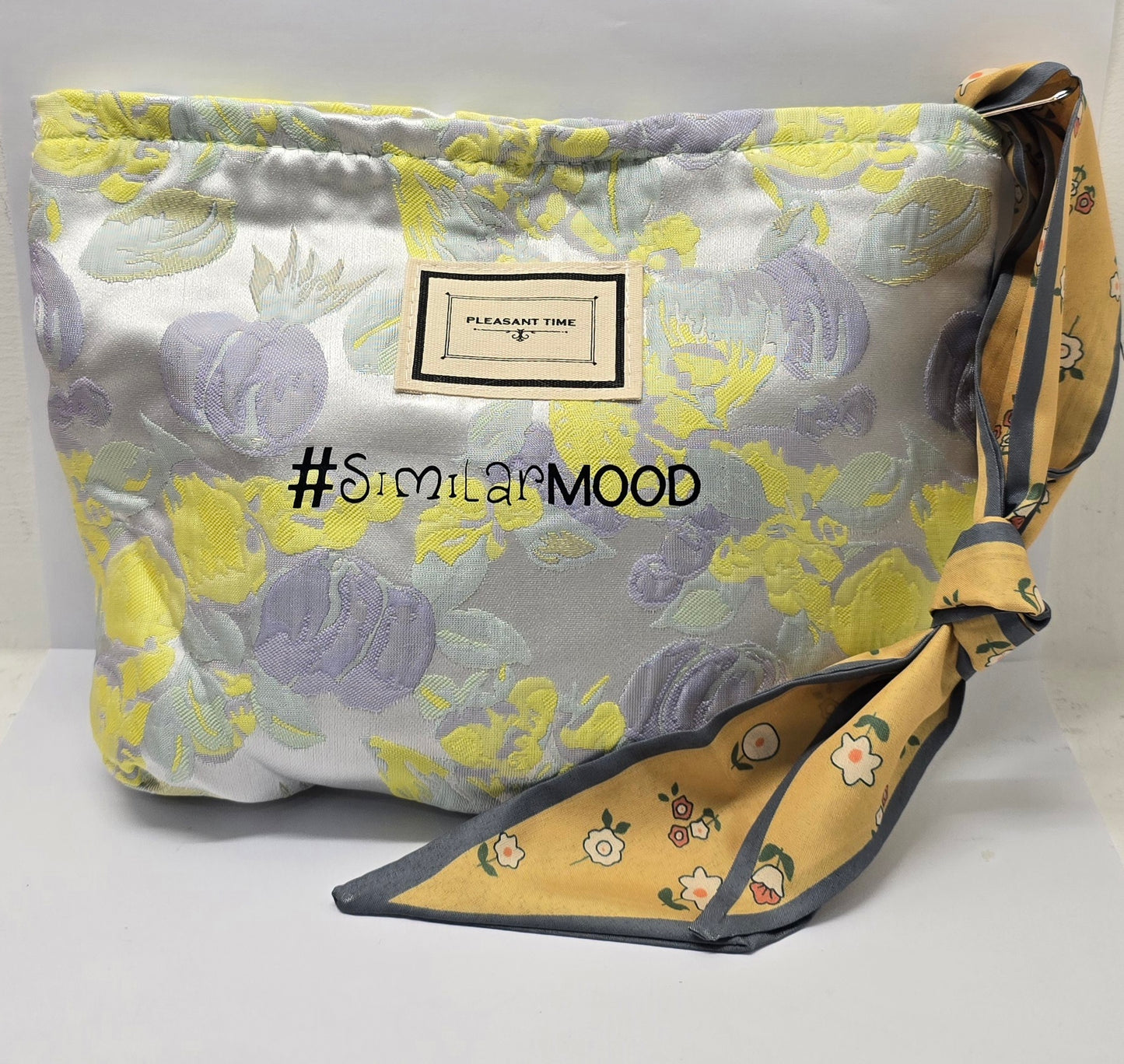 Le #similarMOOD "grazie" fluo