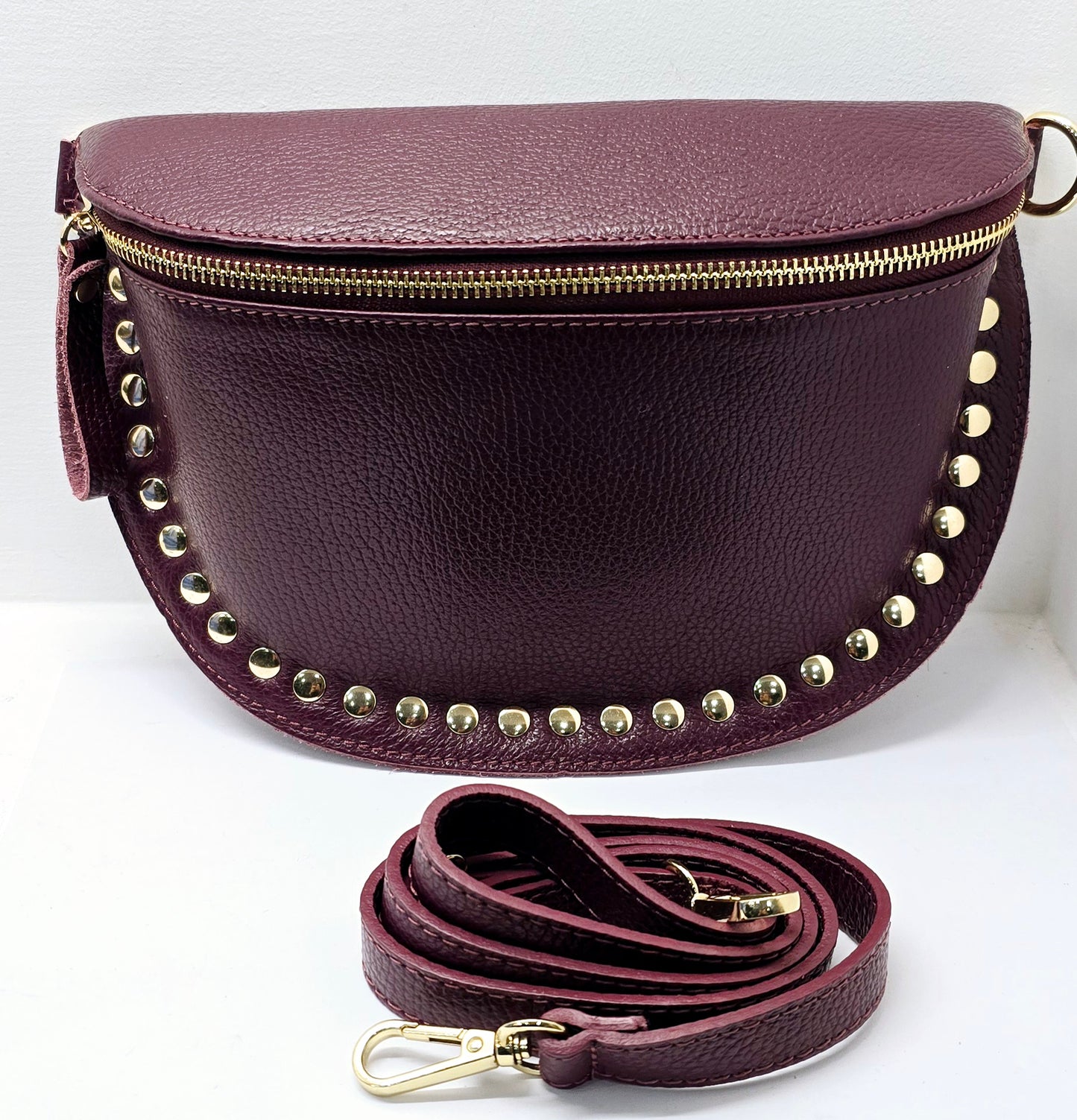 Marsupio Sally  borchie bordeaux